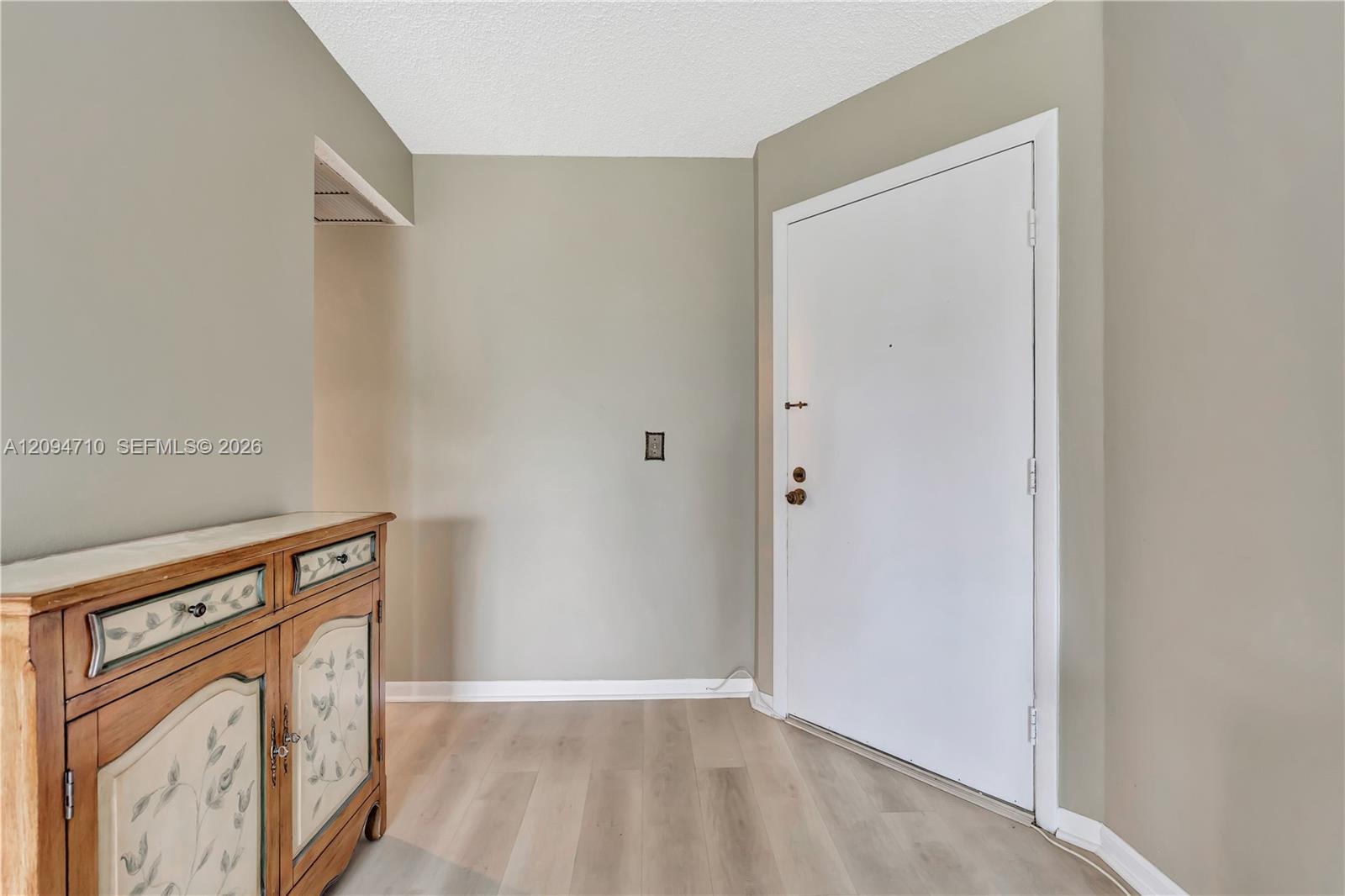 1605 S Us Highway 1 201v5 Property Photo 5