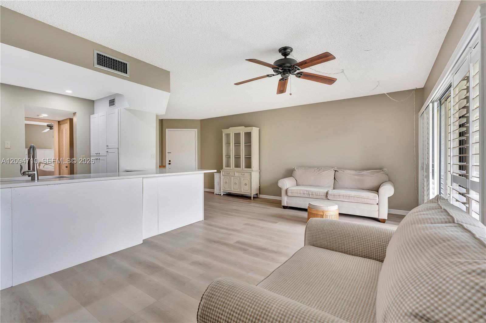 1605 S Us Highway 1 201v5 Property Photo 10