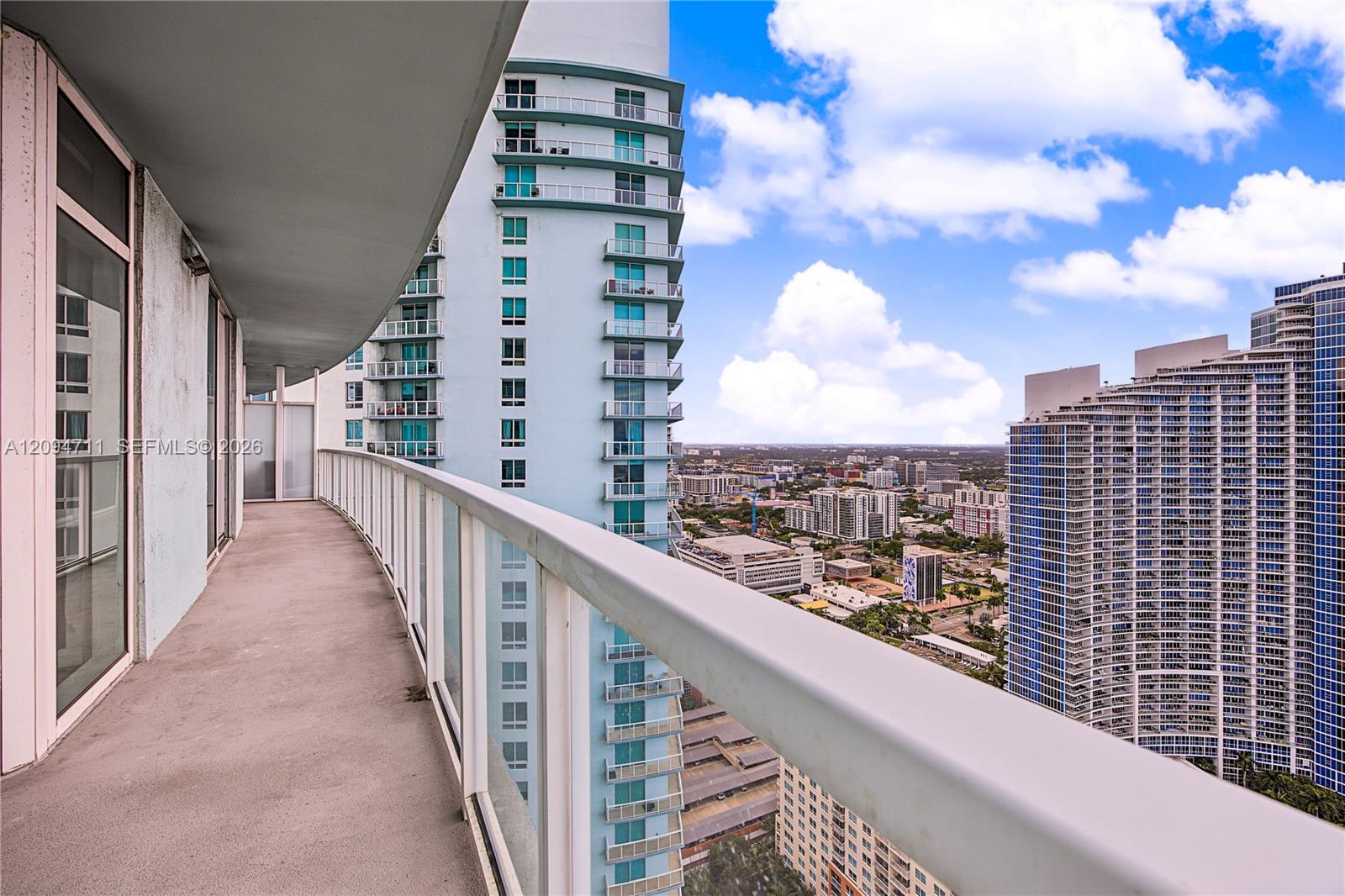 1900 N Bayshore Drive 3604 Property Photo 9