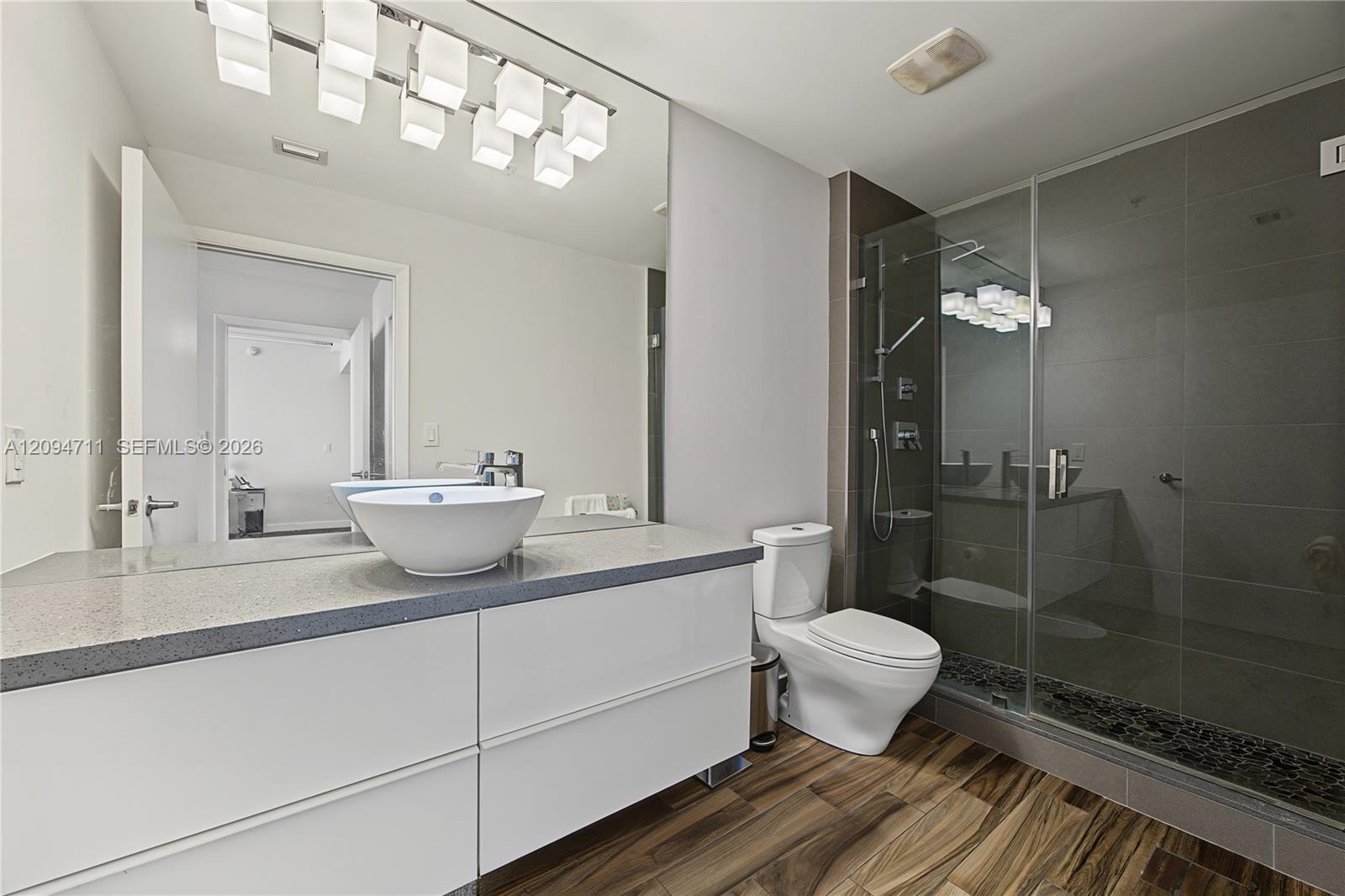 1900 N Bayshore Drive 3604 Property Photo 14