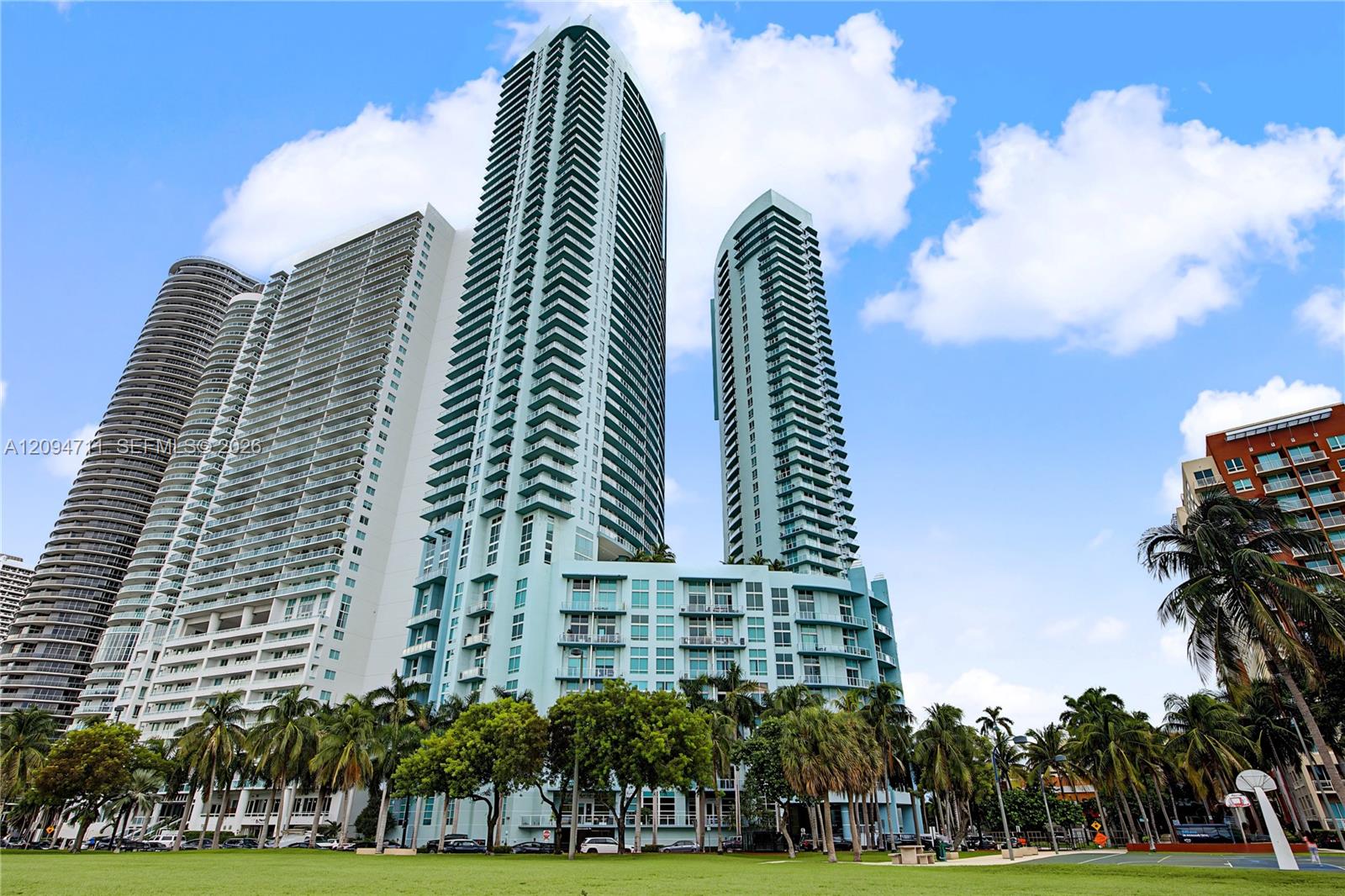 1900 N Bayshore Drive 3604 Property Photo 21