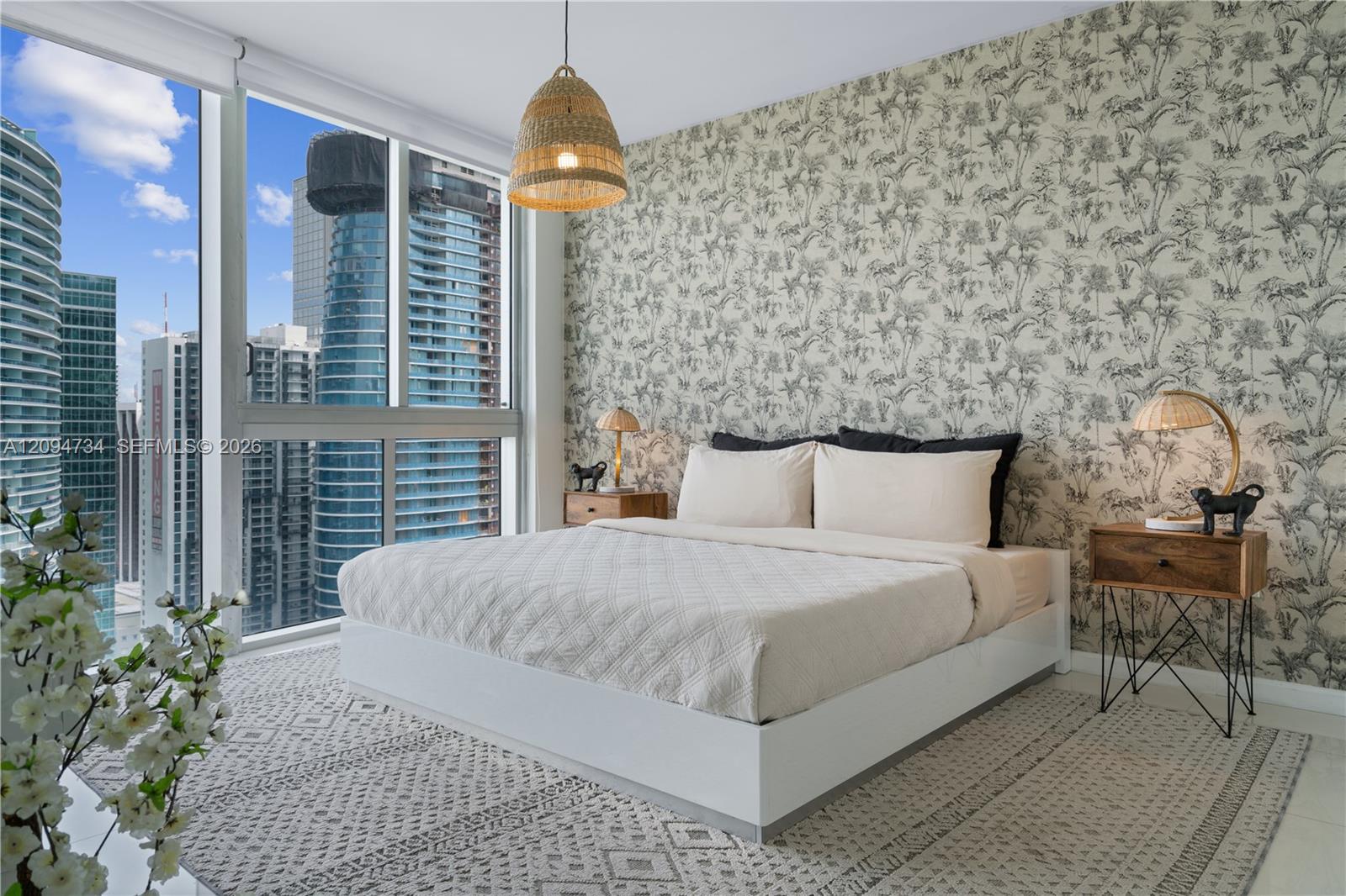 485 Brickell Avenue 3904 Property Photo 9
