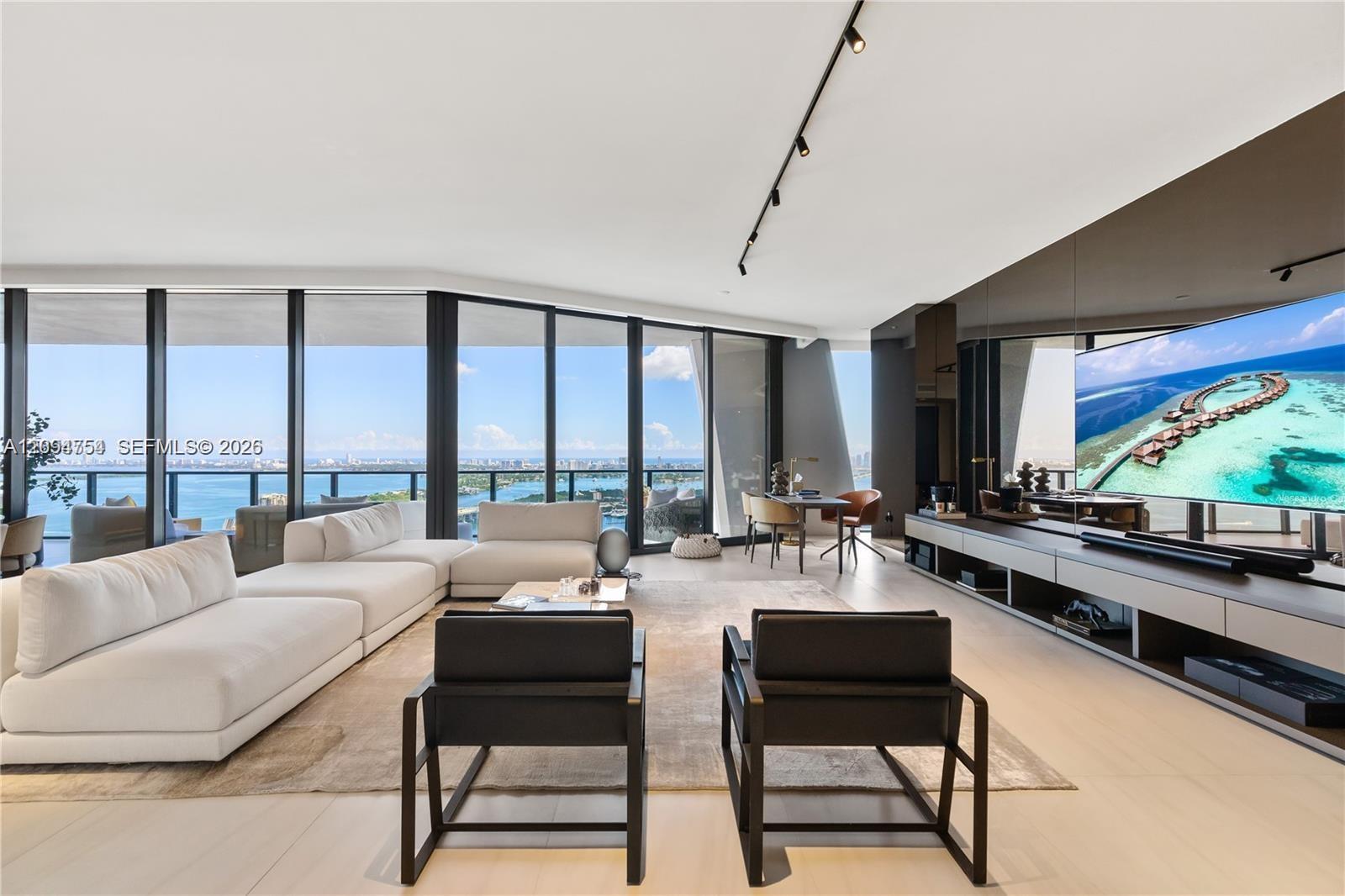 1000 Biscayne Boulevard 3502 Property Photo 1