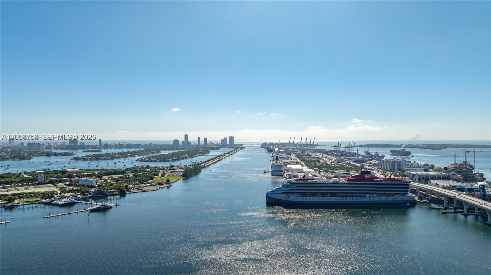 1000 Biscayne Boulevard 3502 Property Photo 14