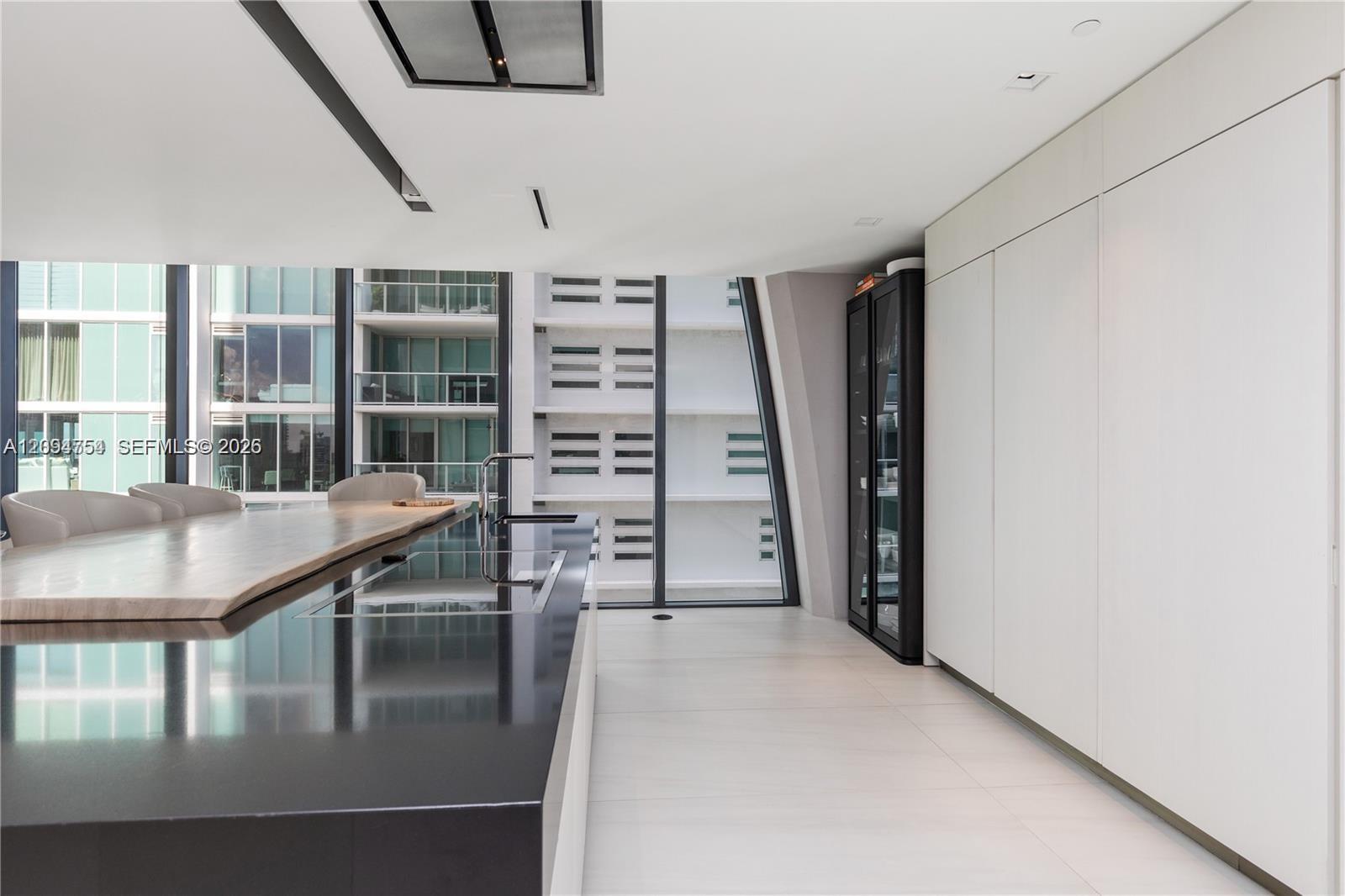 1000 Biscayne Boulevard 3502 Property Photo 18