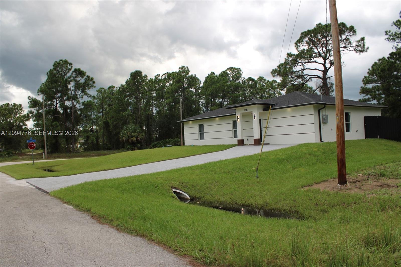 728 Glacier Avenue Property Photo 5