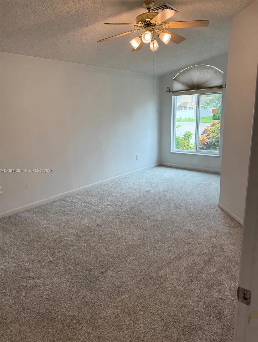 33 Bentwater Circle Property Photo 2