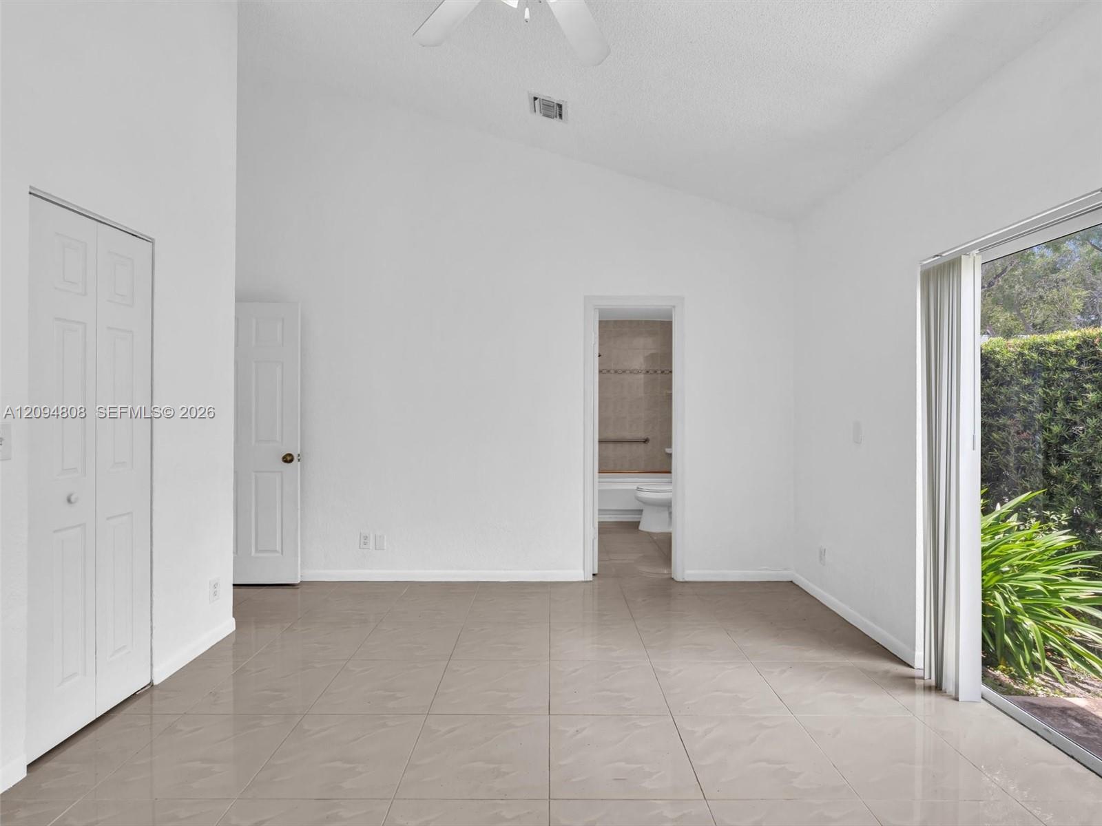 5201 Sw 31st Avenue 112 Property Photo 36