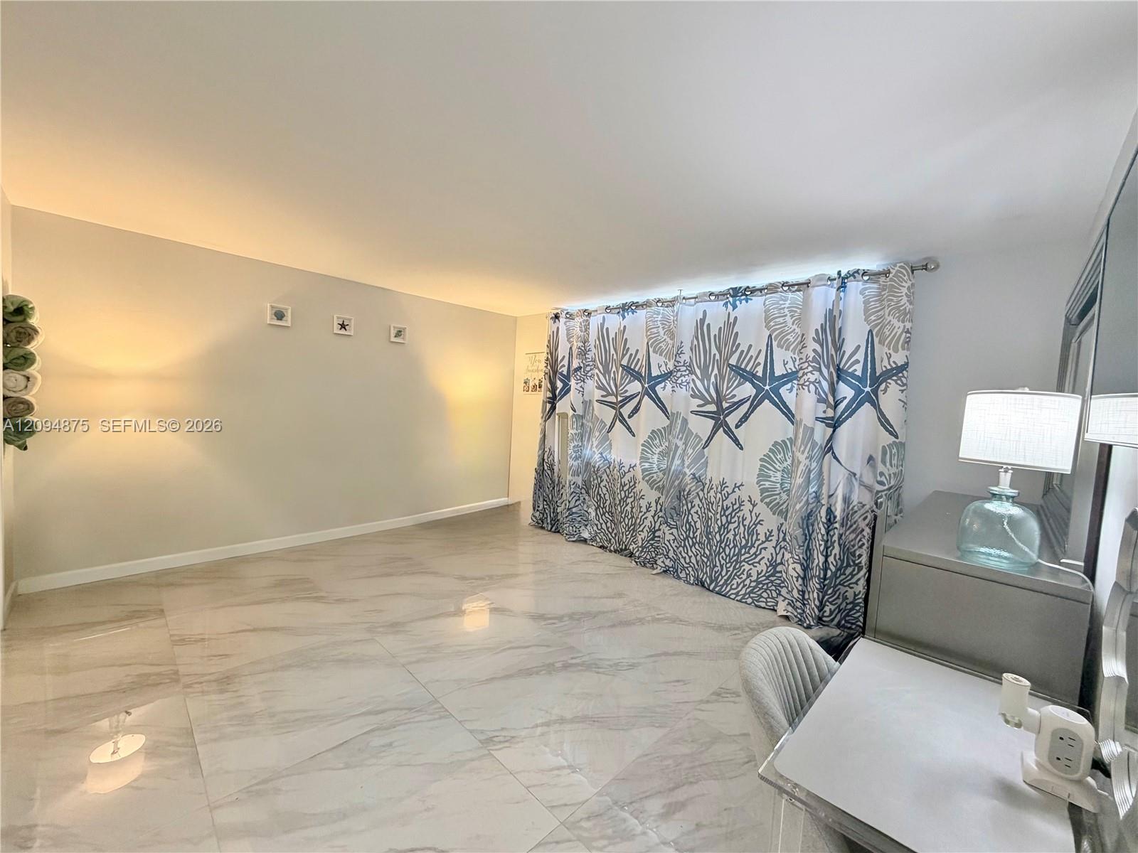 2201 S Ocean Drive 605 Property Photo 11