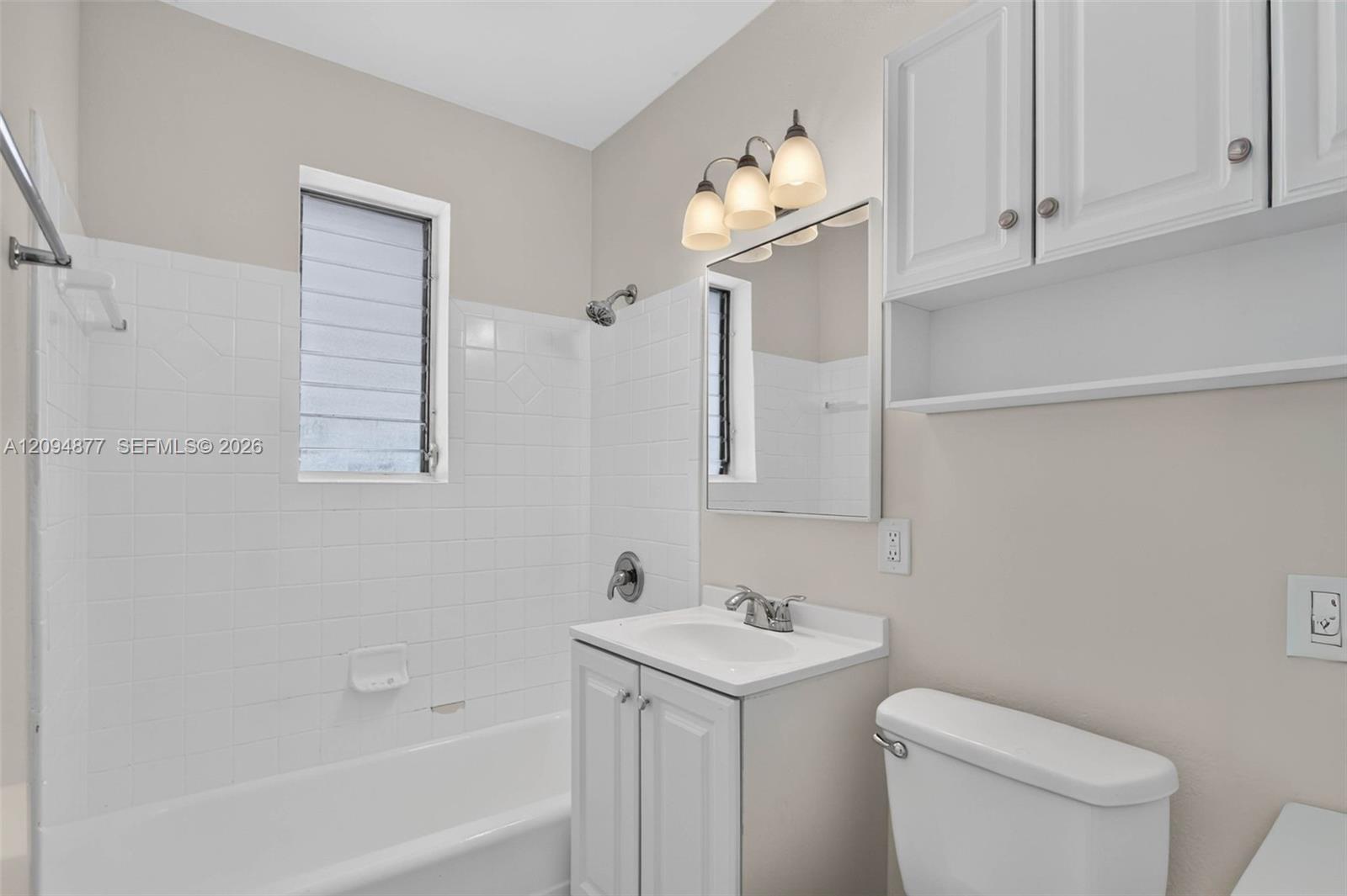 5197 Ne 14th Avenue Property Photo 12