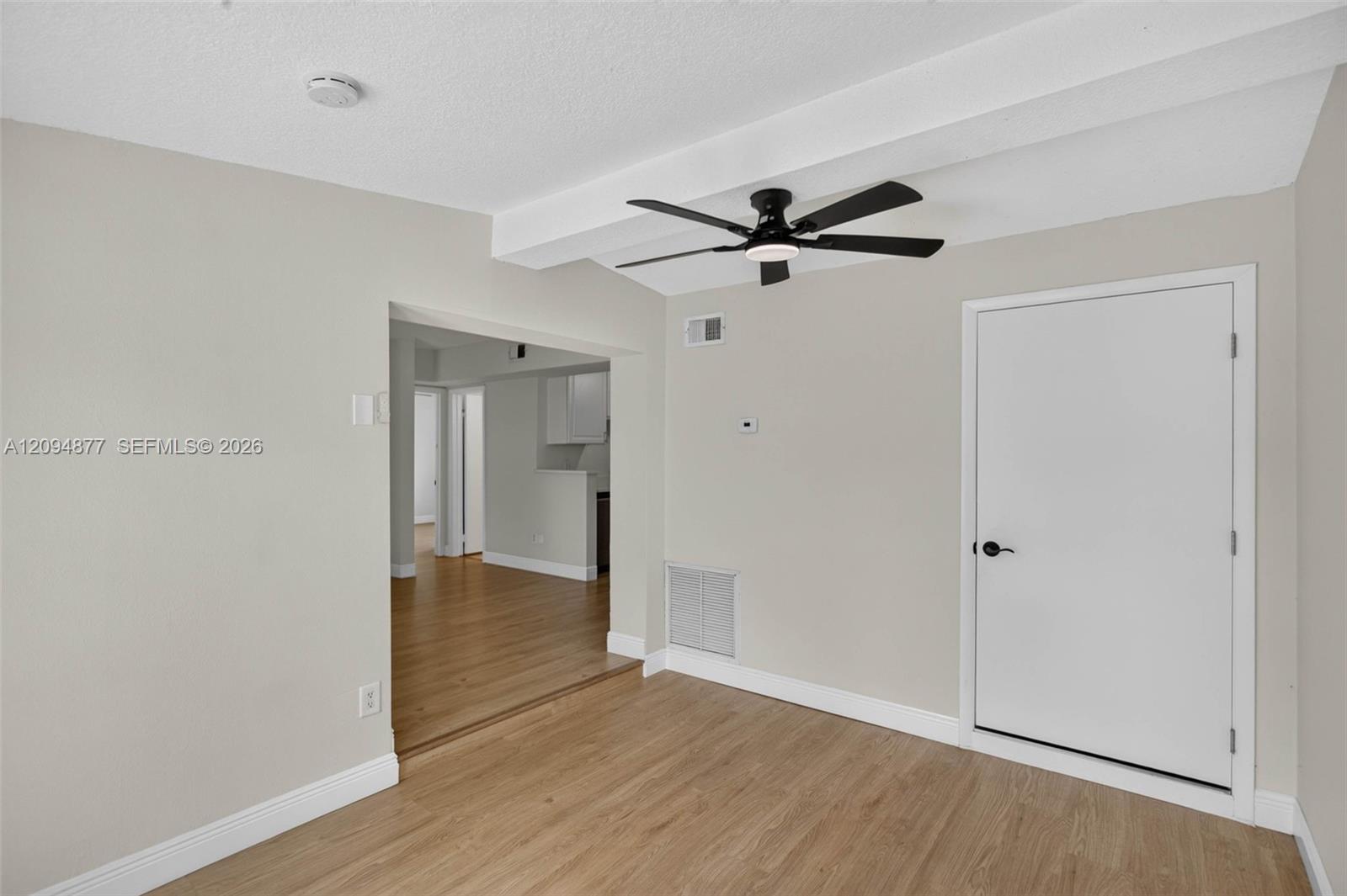 5197 Ne 14th Avenue Property Photo 16