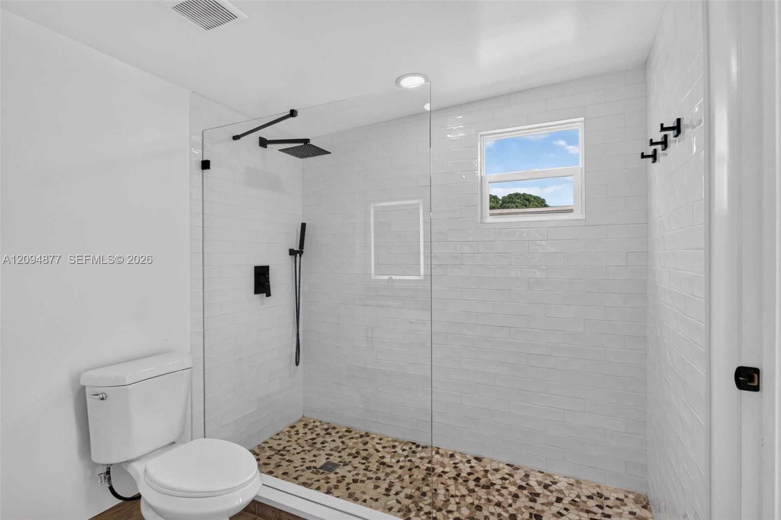 5197 Ne 14th Avenue Property Photo 23