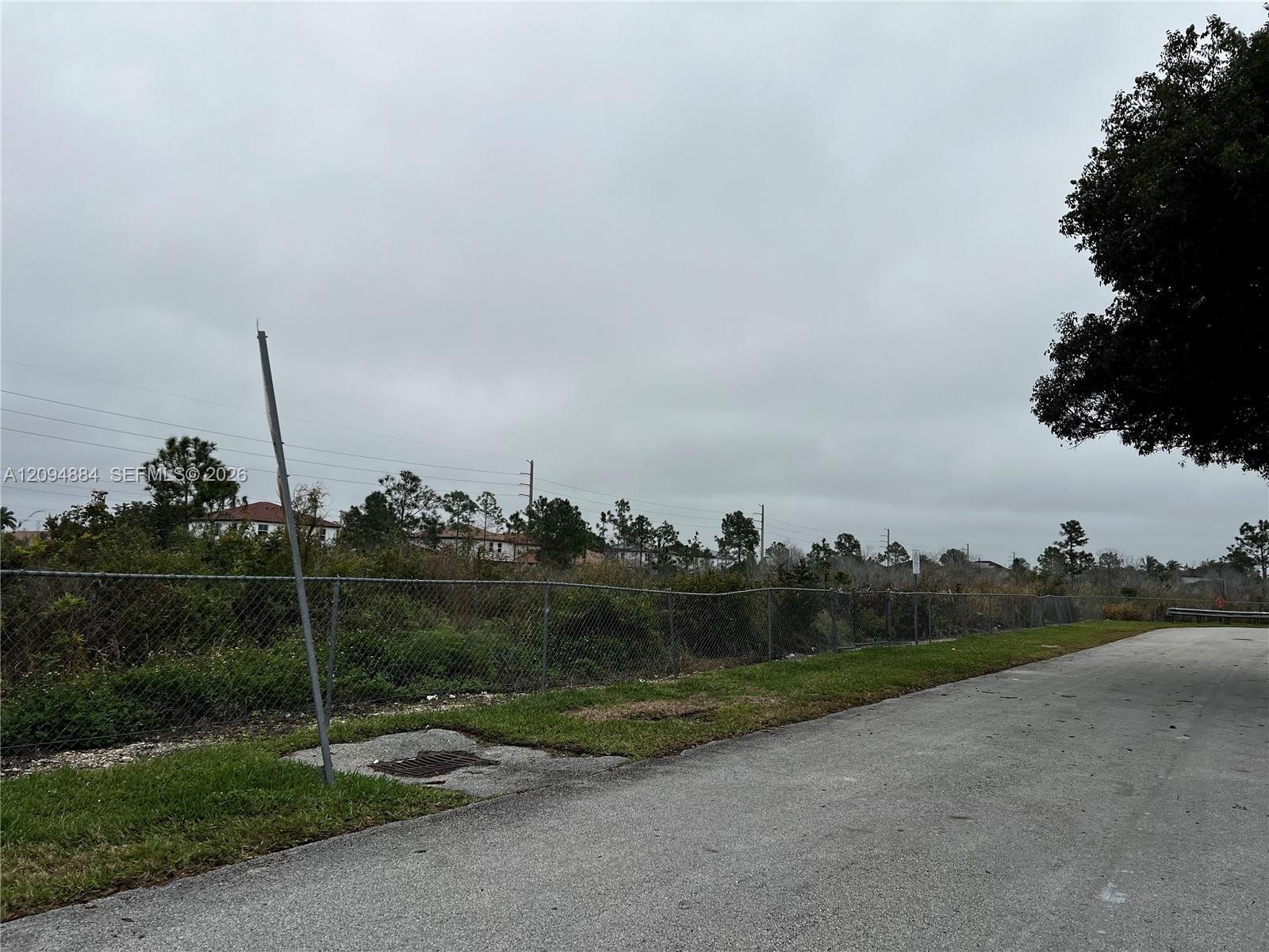 A12094884 Property Photo 6