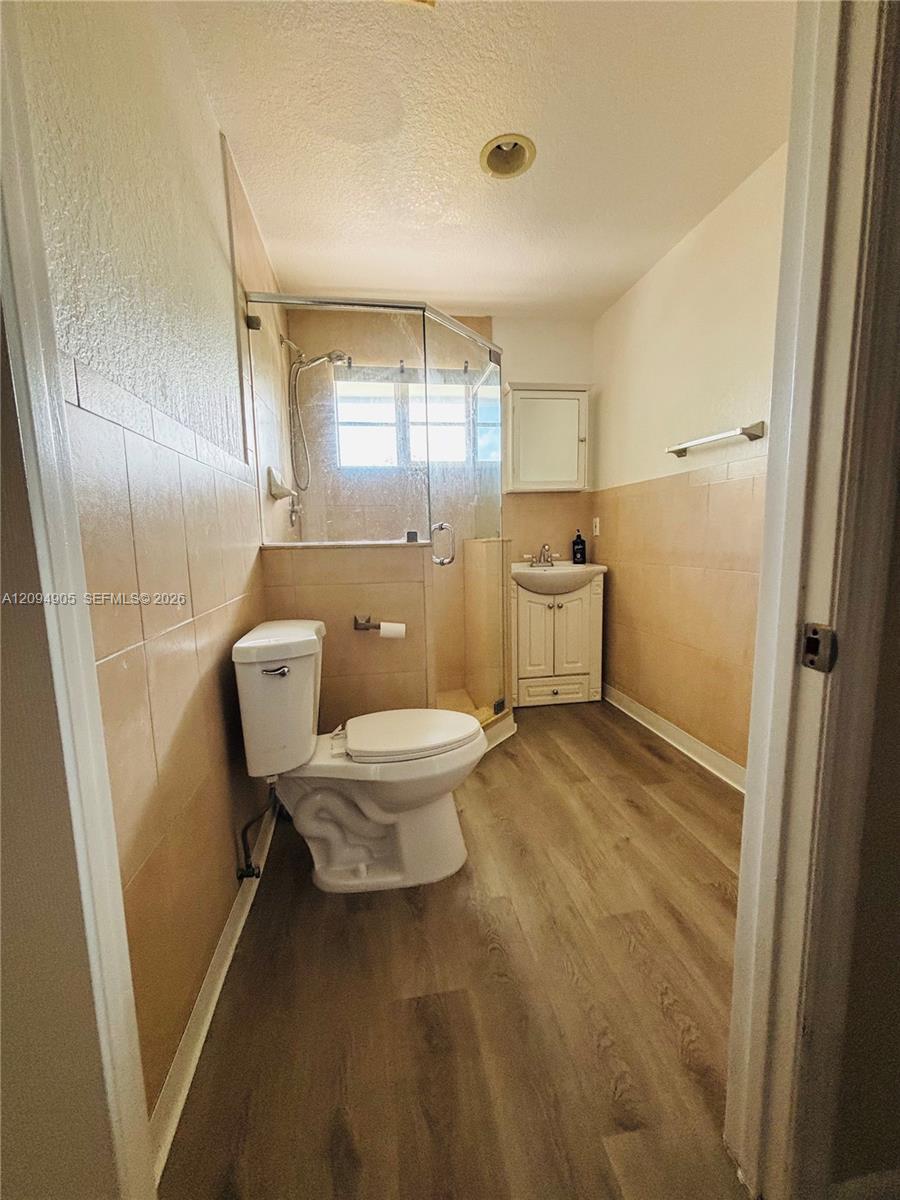 219 W Dixie Highway B Property Photo 10