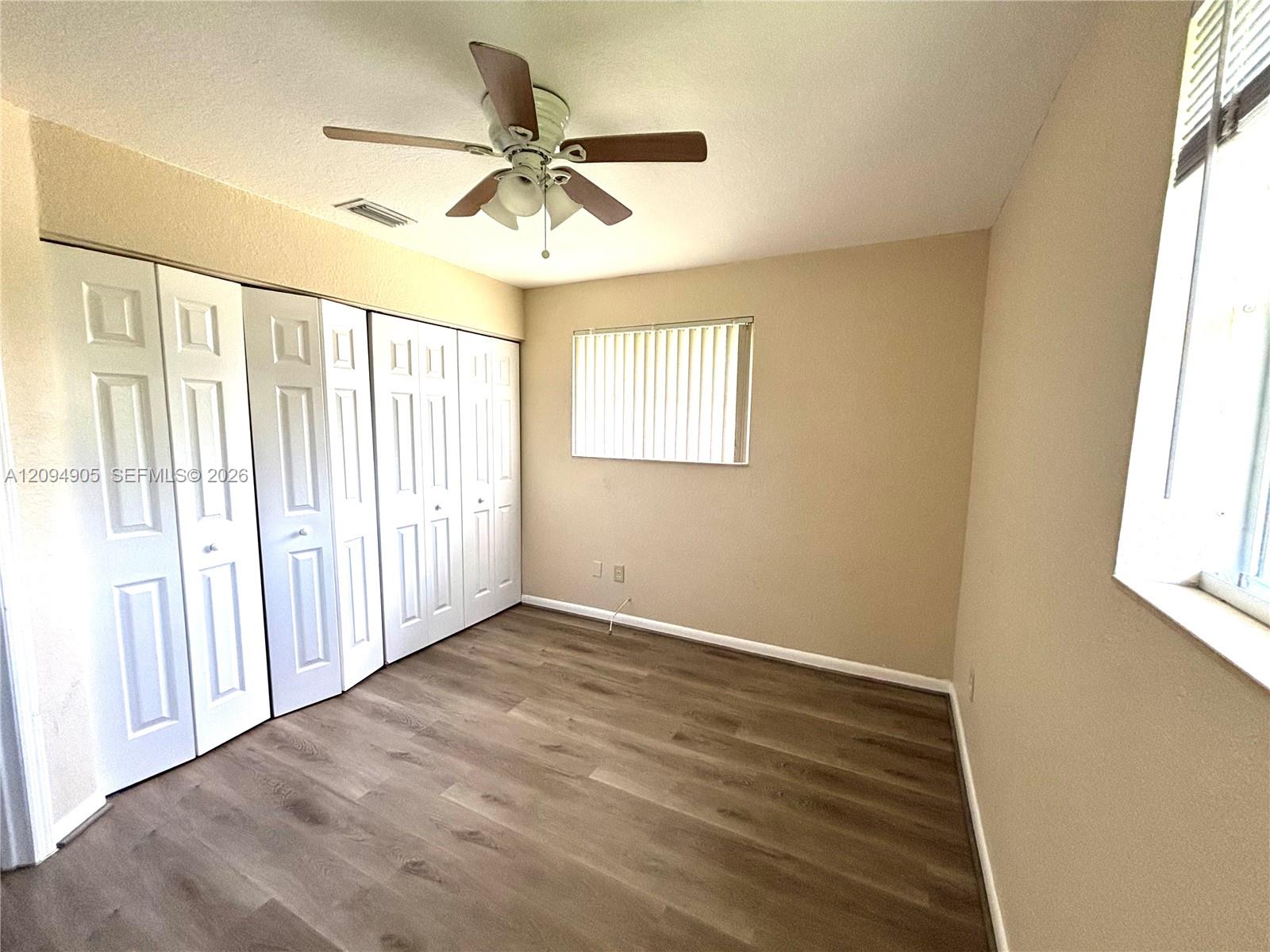 219 W Dixie Highway B Property Photo 12