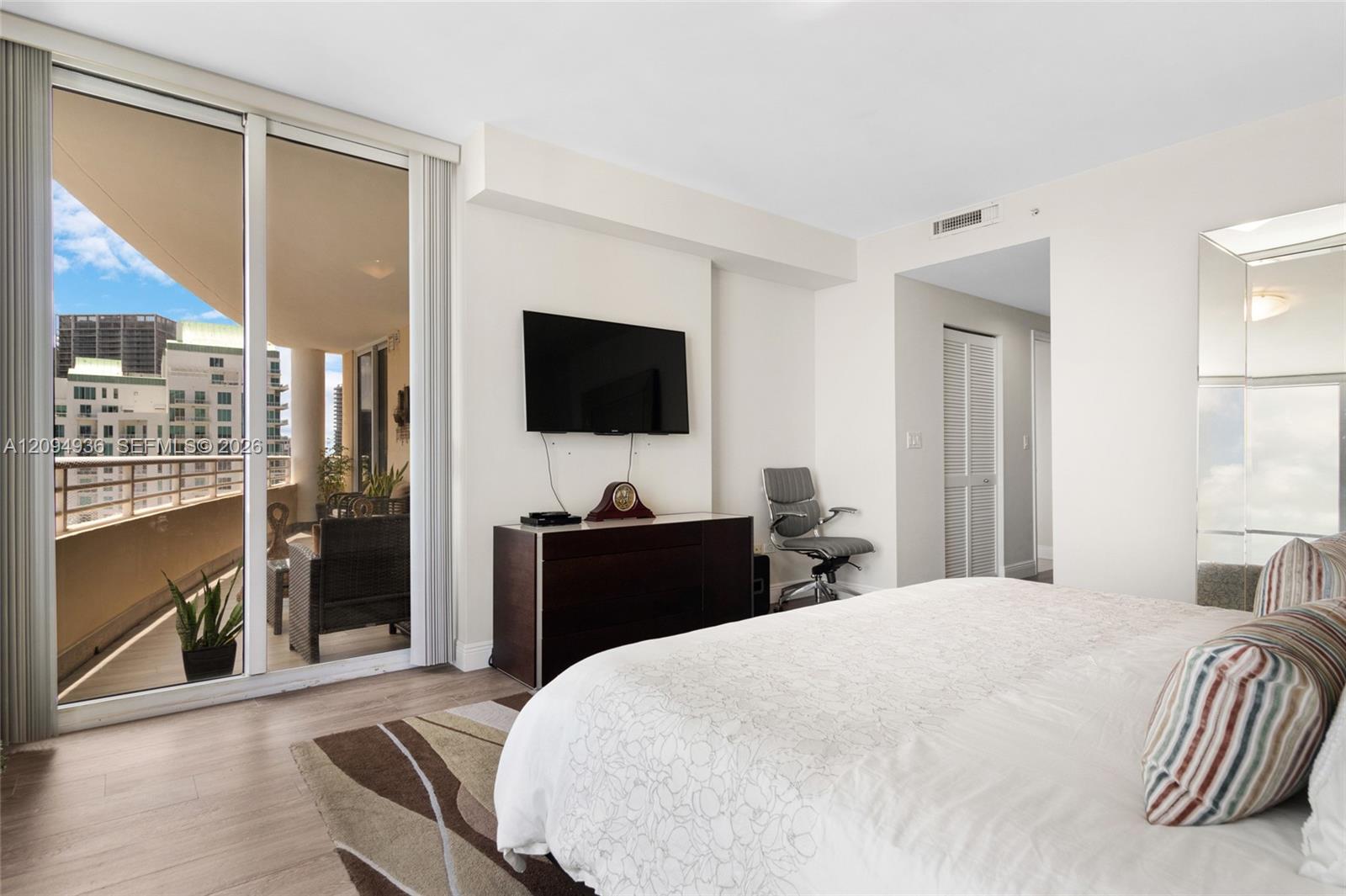 848 Brickell Key Drive 3905 Property Photo 28
