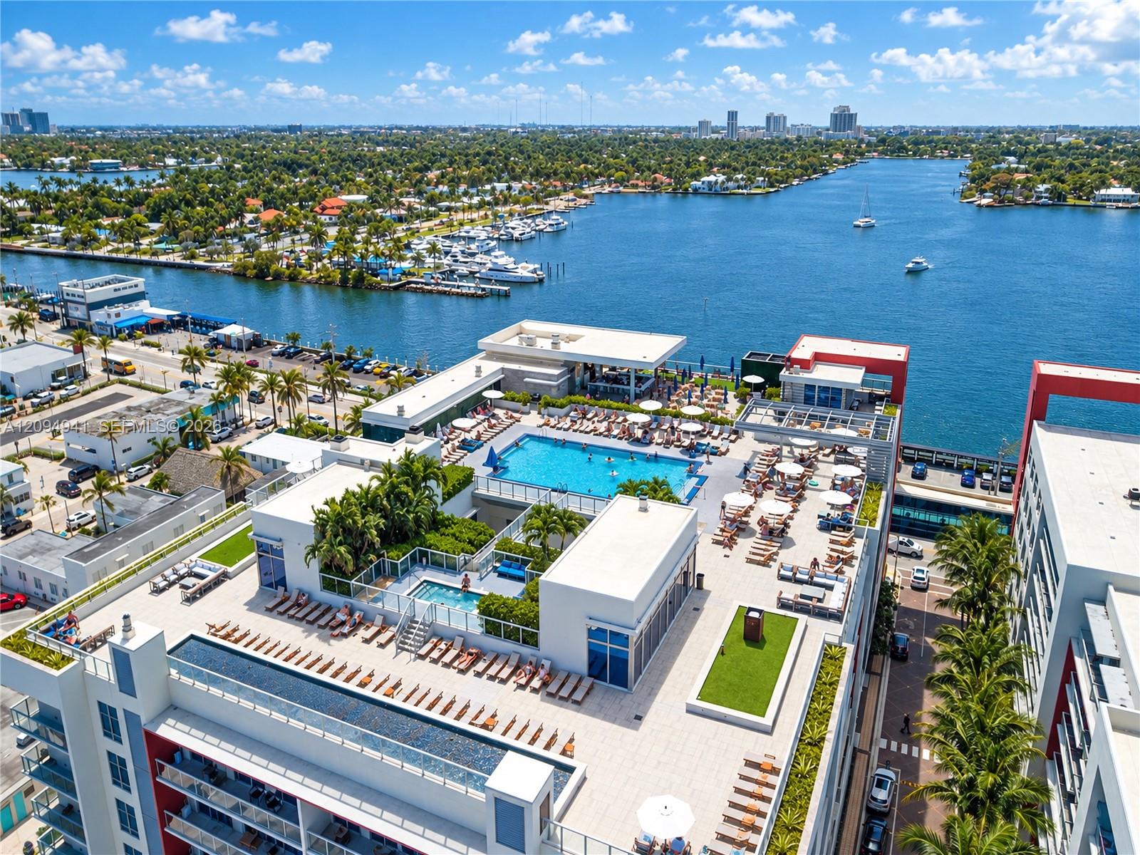 777 N Ocean Drive N330 Property Photo 21
