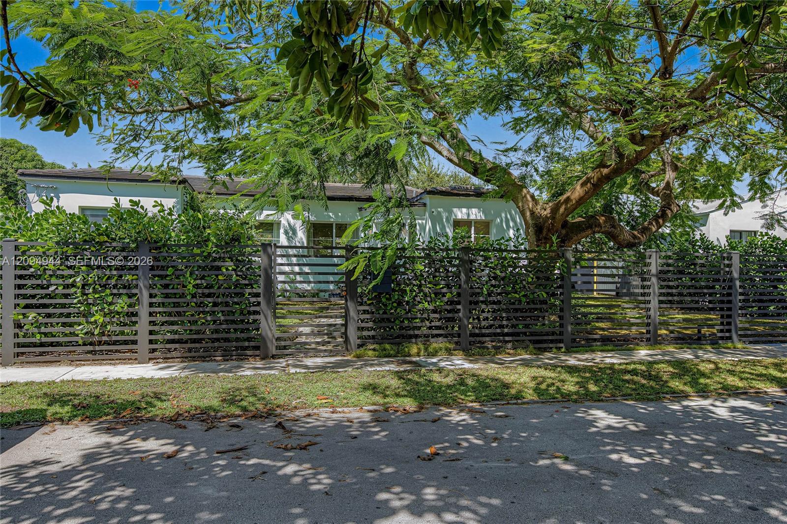 1867 Sw 14th Terrace Property Photo 27
