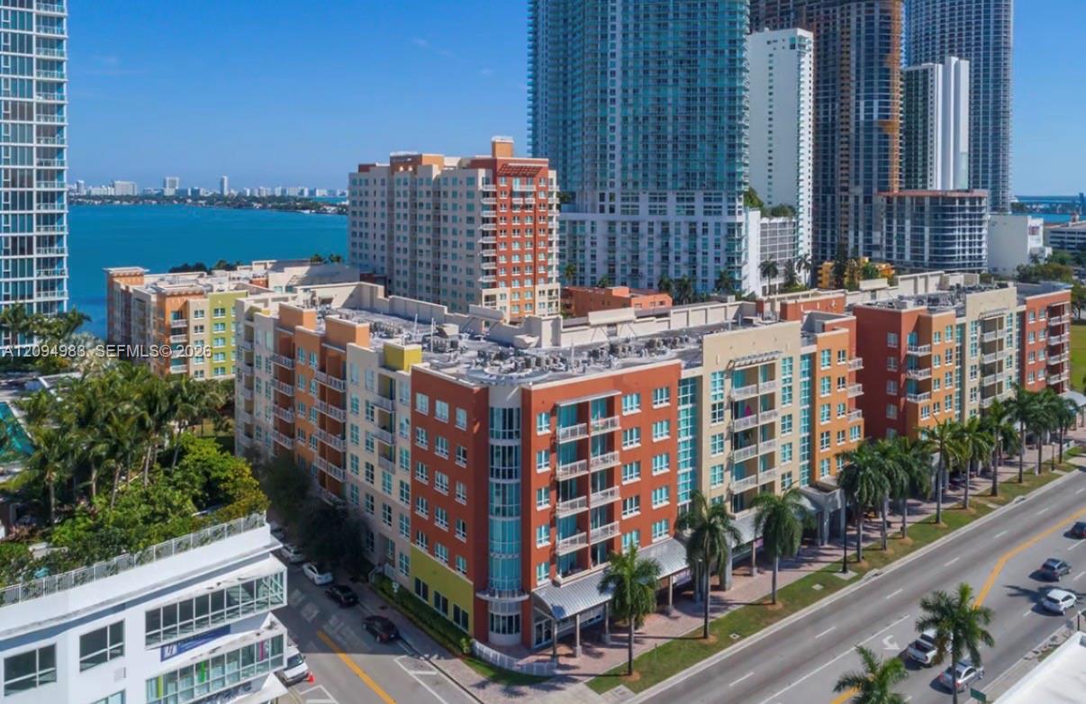 2001 Biscayne Boulevard 3504 Property Photo 7
