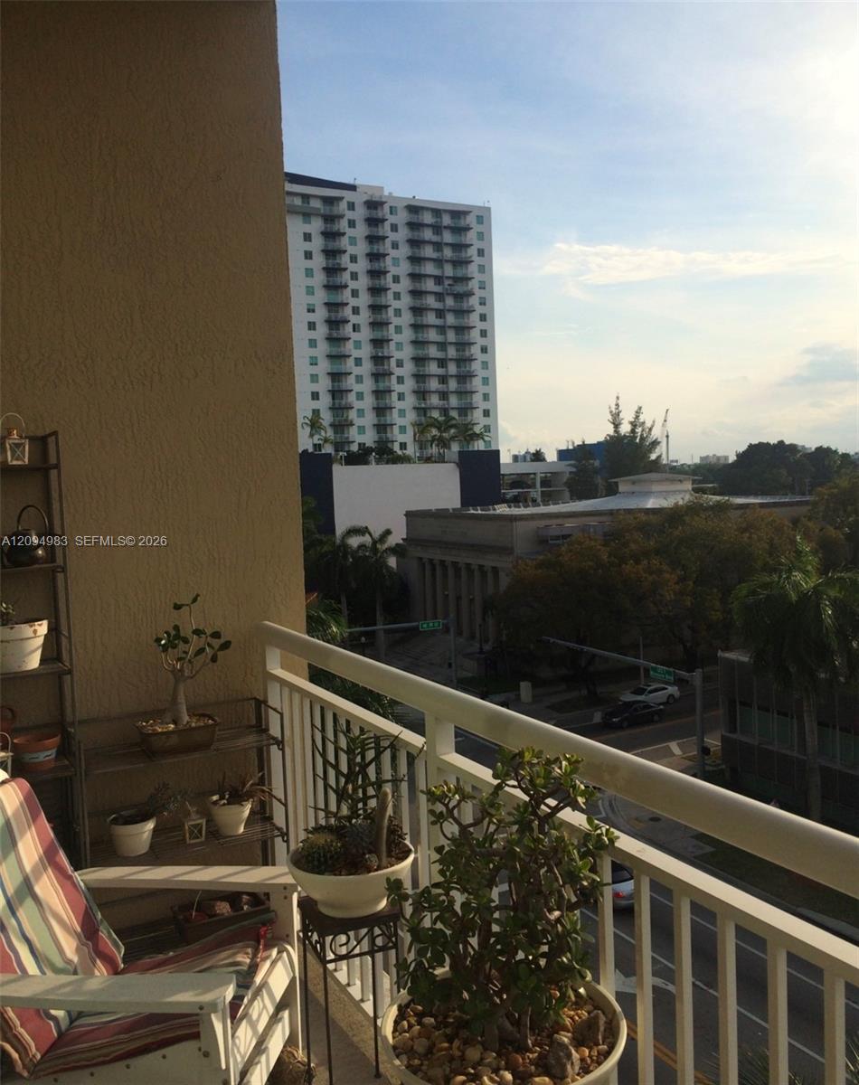 2001 Biscayne Boulevard 3504 Property Photo 18