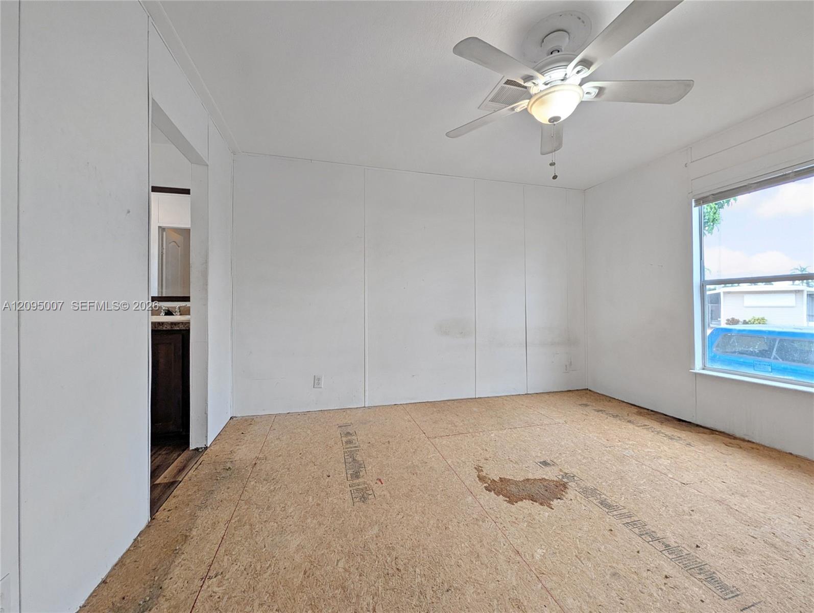 1910 Sw 85th Lane Property Photo 15