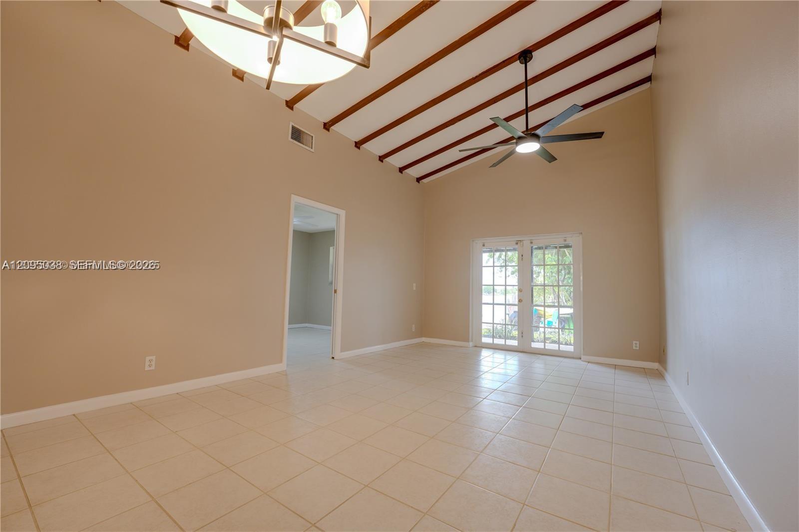 2403 Sw 58th Manor 1 Property Photo 22