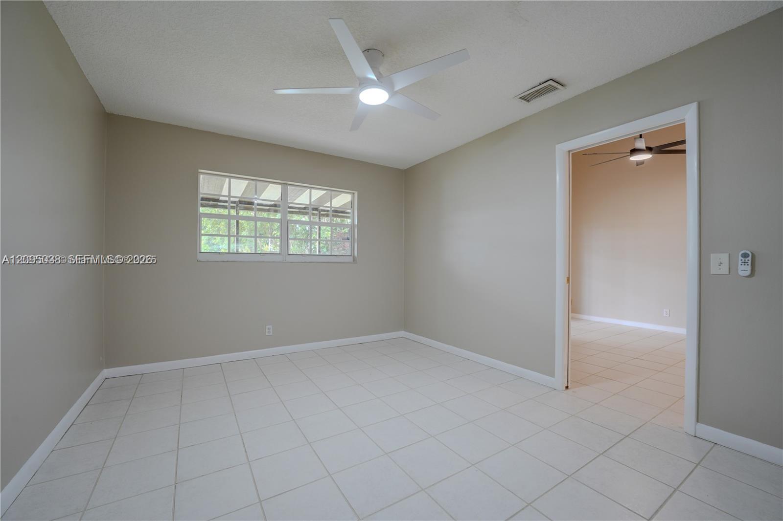2403 Sw 58th Manor 1 Property Photo 27