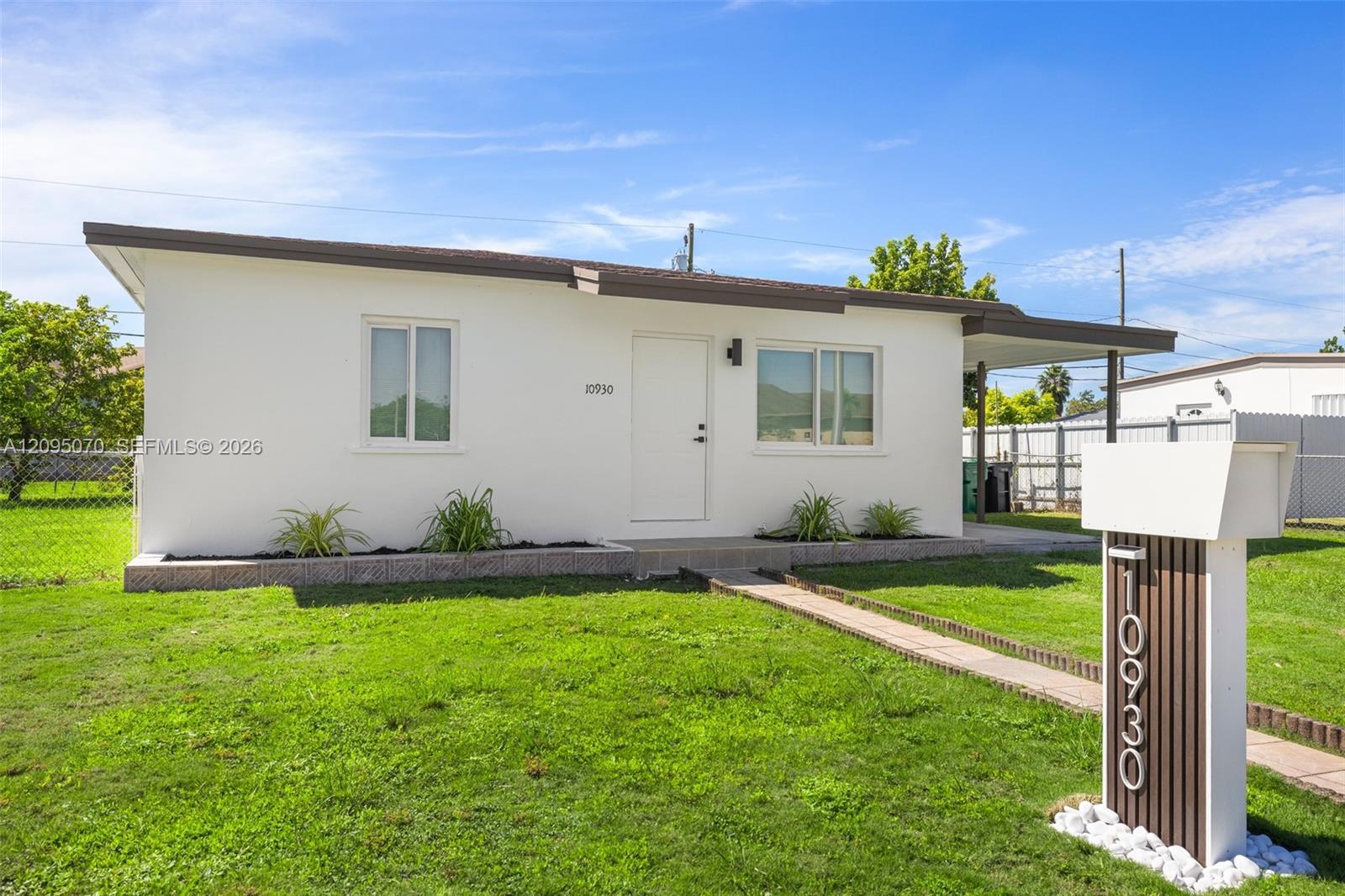 10930 Sw 216th Street Property Photo 1