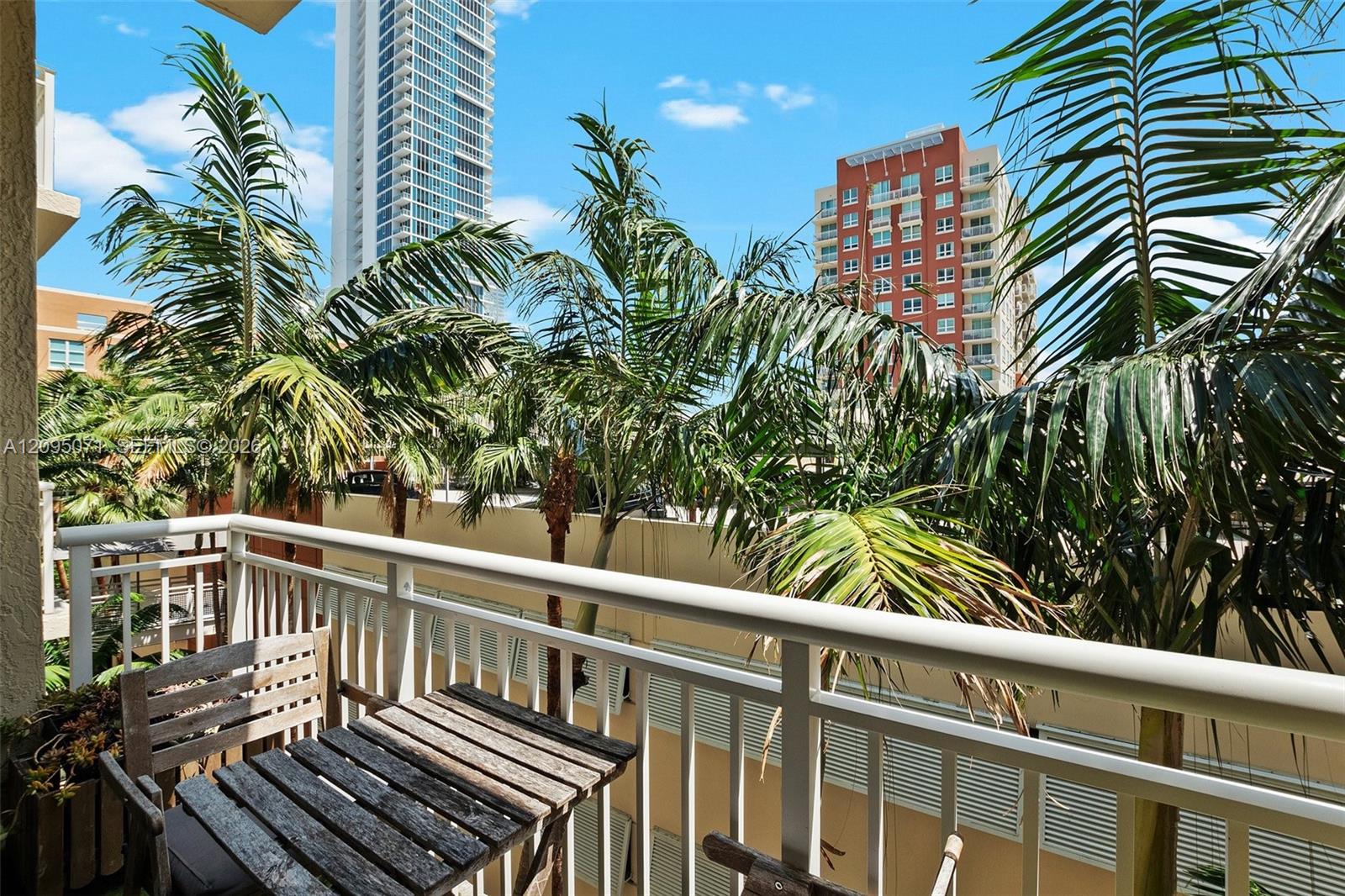 2001 Biscayne Boulevard 3405 Property Photo 7