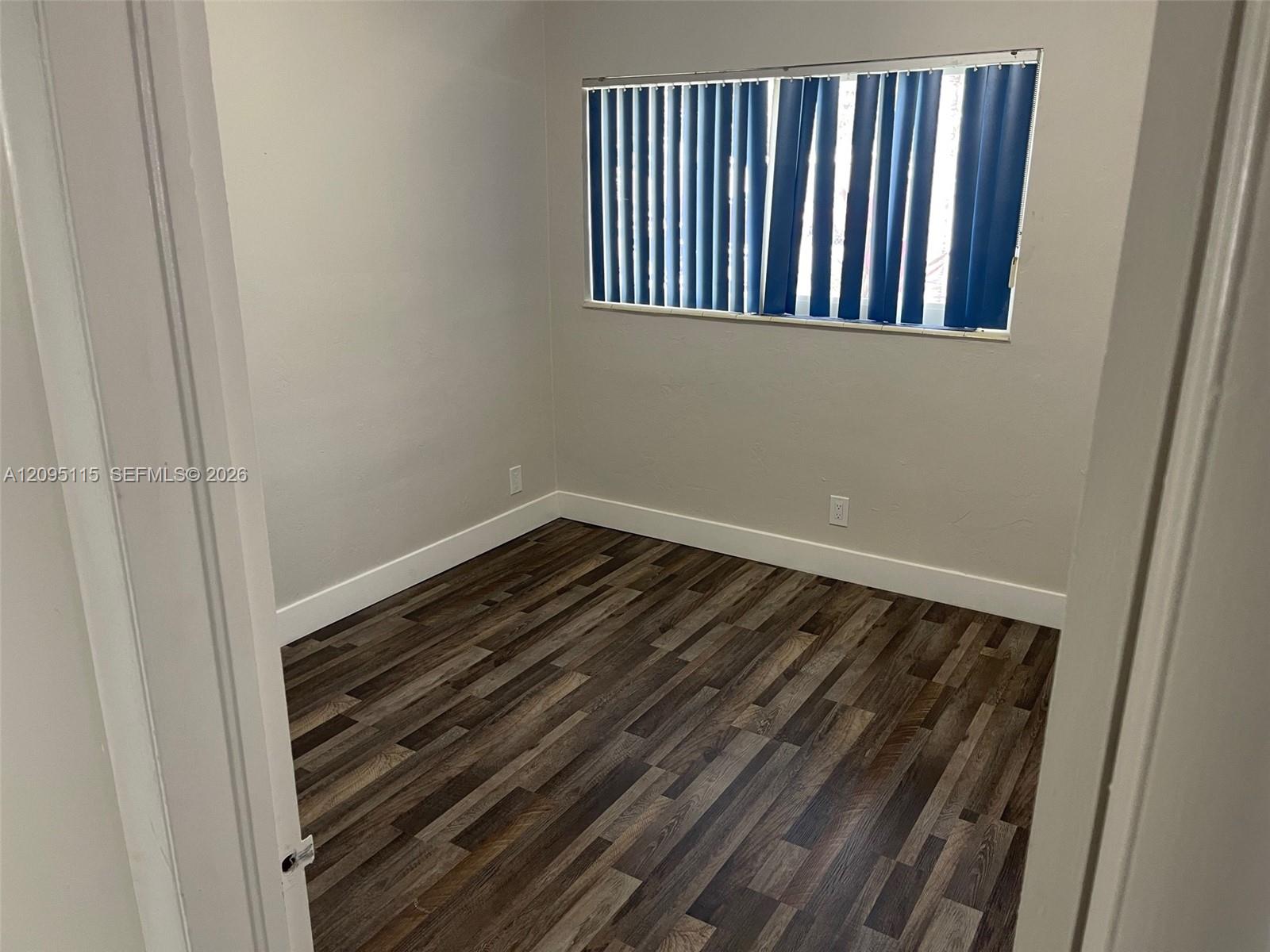 1100 Arizona Avenue Property Photo 4