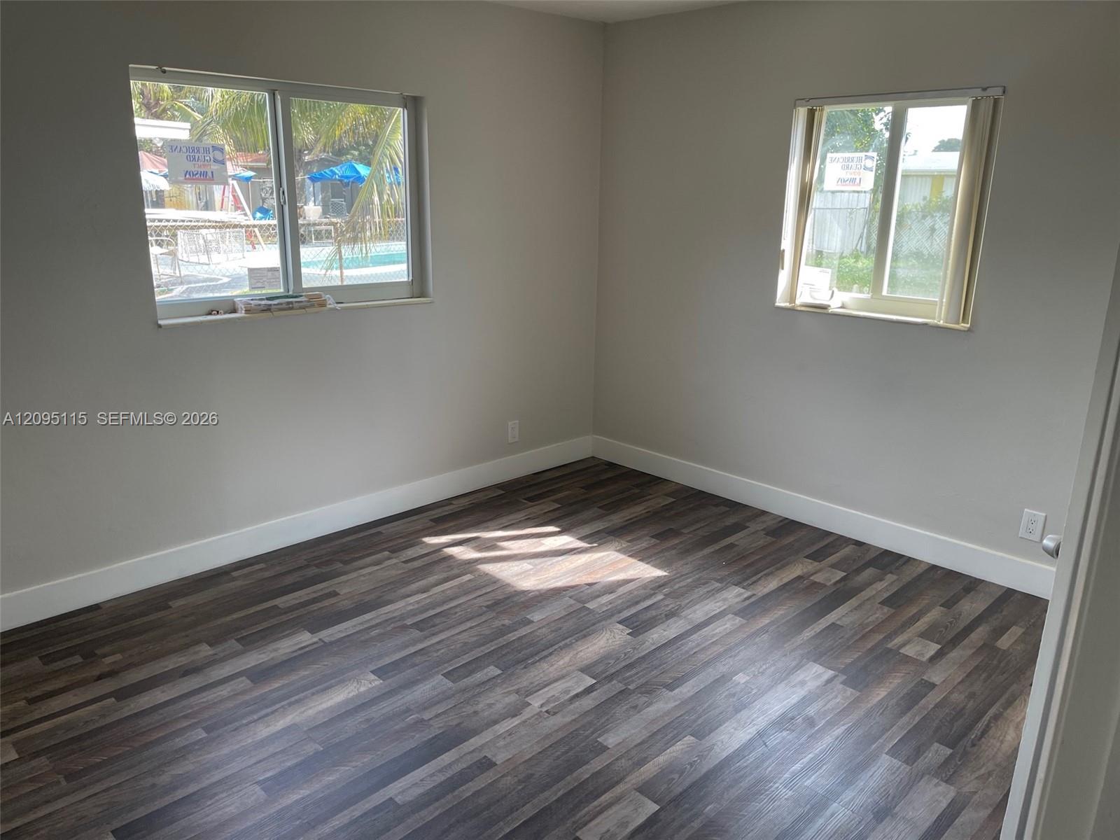 1100 Arizona Avenue Property Photo 6