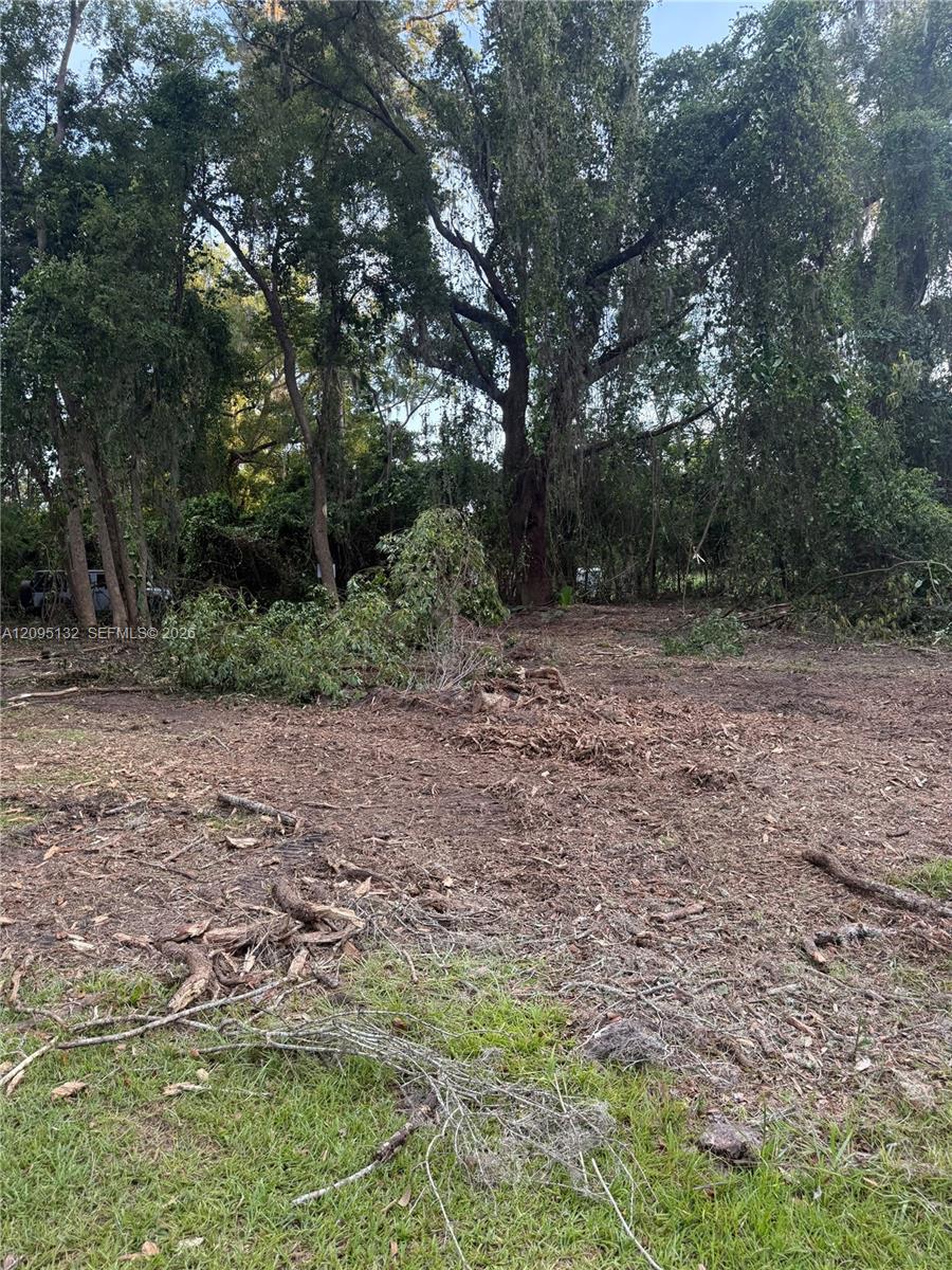 001 Ne Katrina Property Photo 1