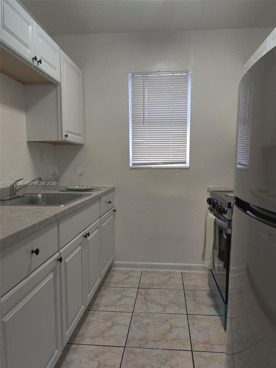 3343 Davie Boulevard B108 Property Photo 6