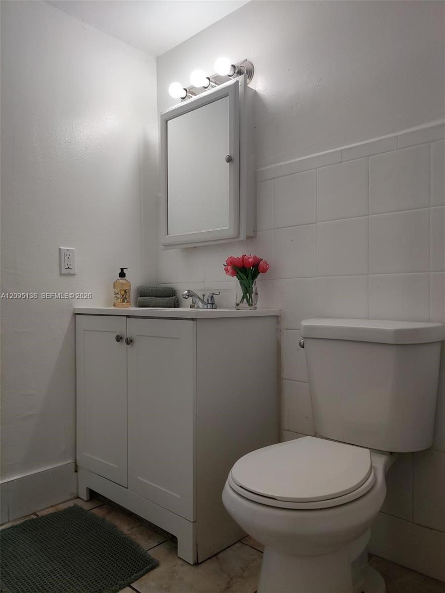 3343 Davie Boulevard B108 Property Photo 11