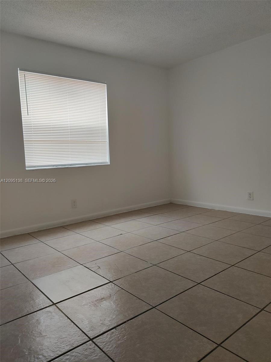 3343 Davie Boulevard B108 Property Photo 12