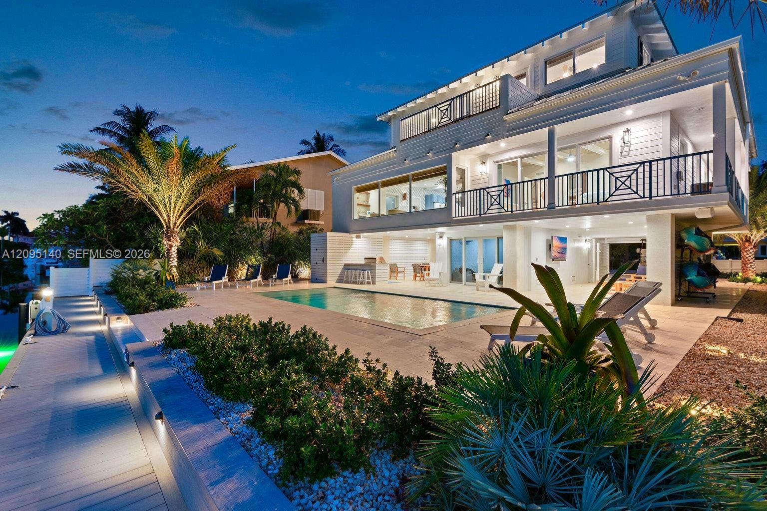 115 Villa Bella Property Photo 1