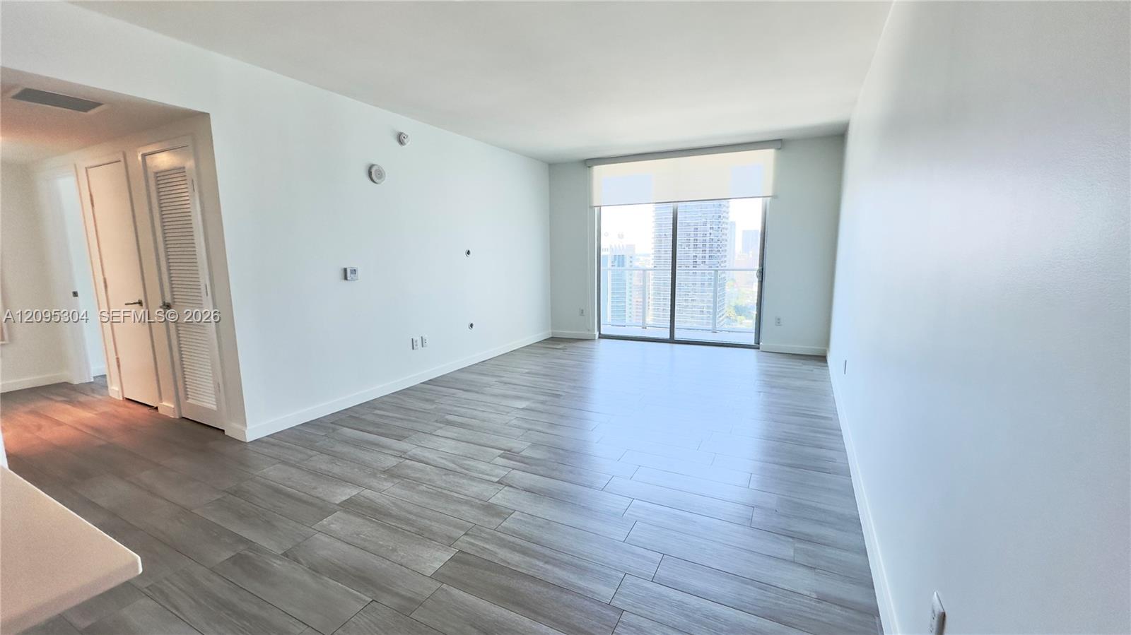 A12095304 Property Photo 4