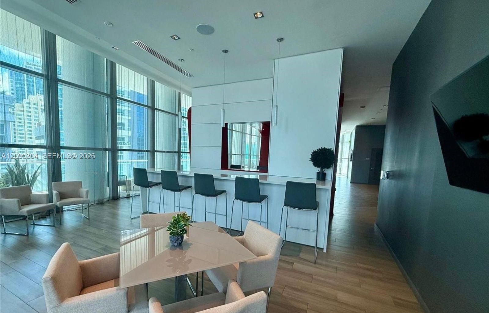 A12095304 Property Photo 30