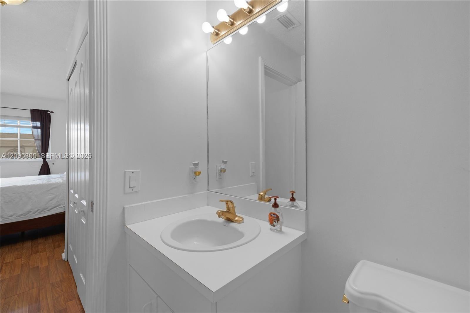 12913 Sw 49th Court Property Photo 23