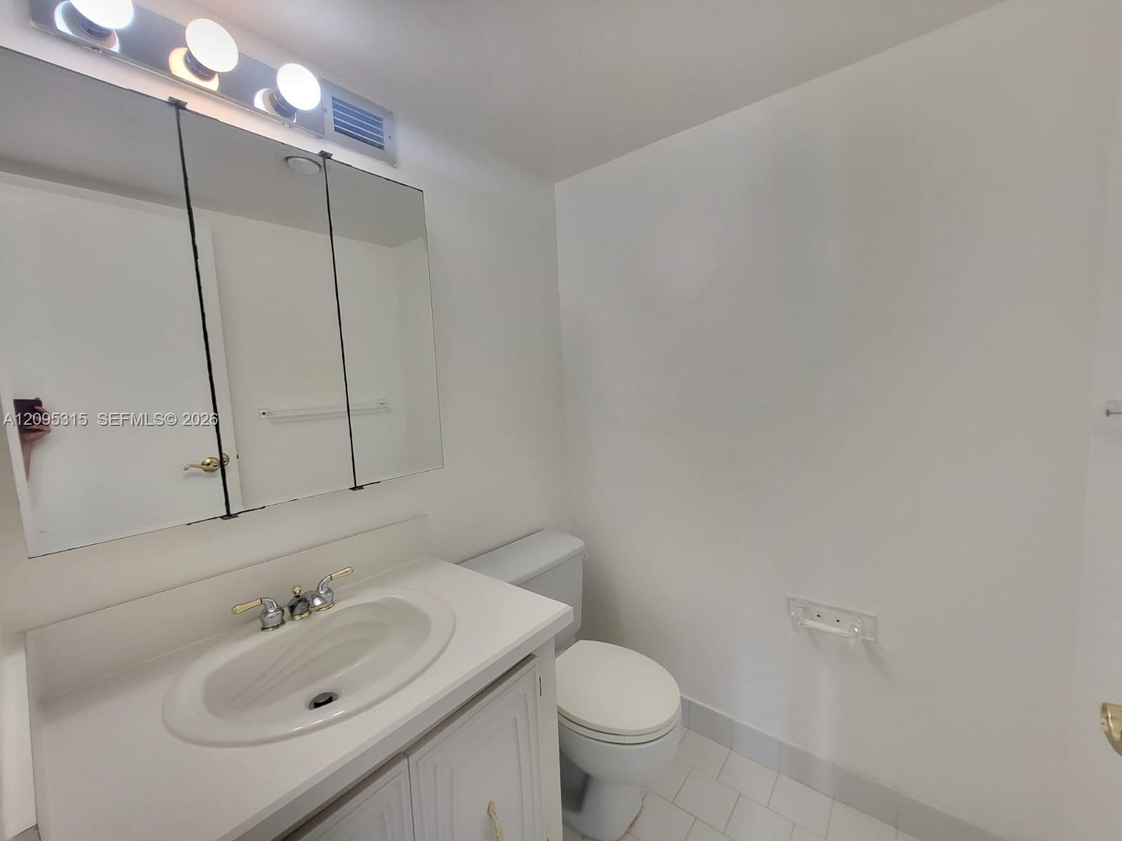 501 Three Islands Boulevard 204 Property Photo 17