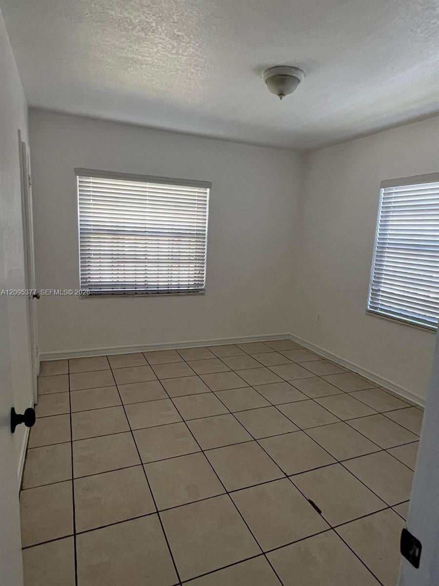 570 Nw 41st Street Property Photo 12