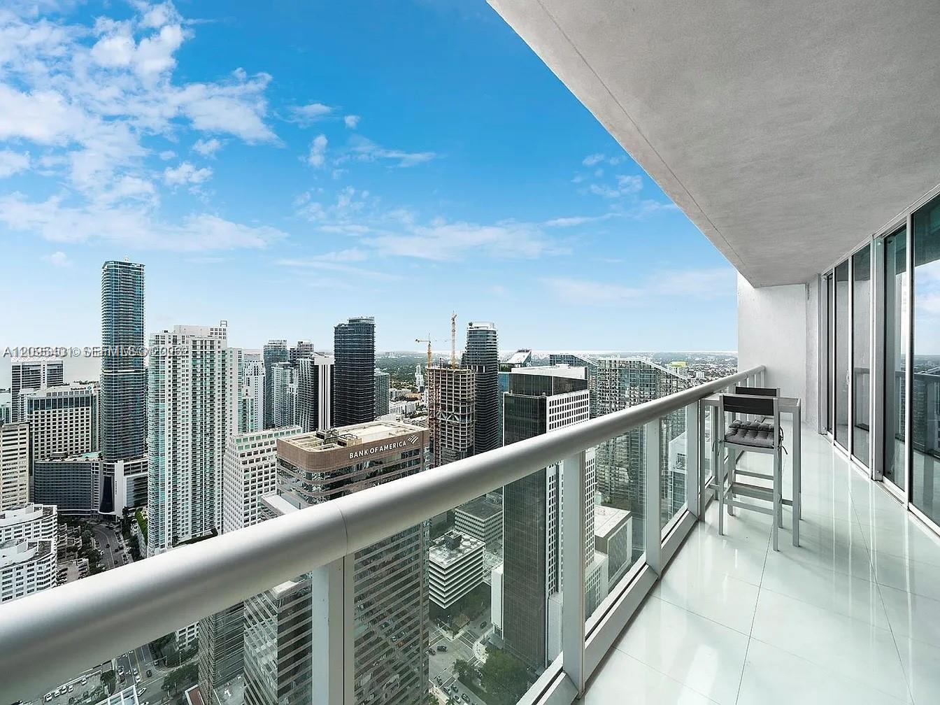 495 Brickell Avenue 5505 Property Photo 8