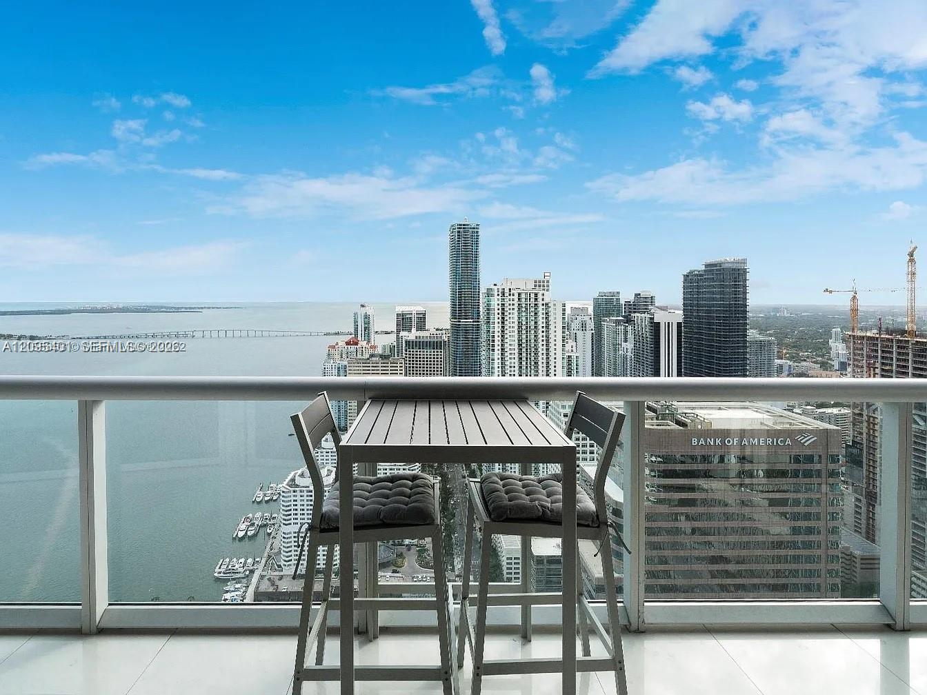 495 Brickell Avenue 5505 Property Photo 9
