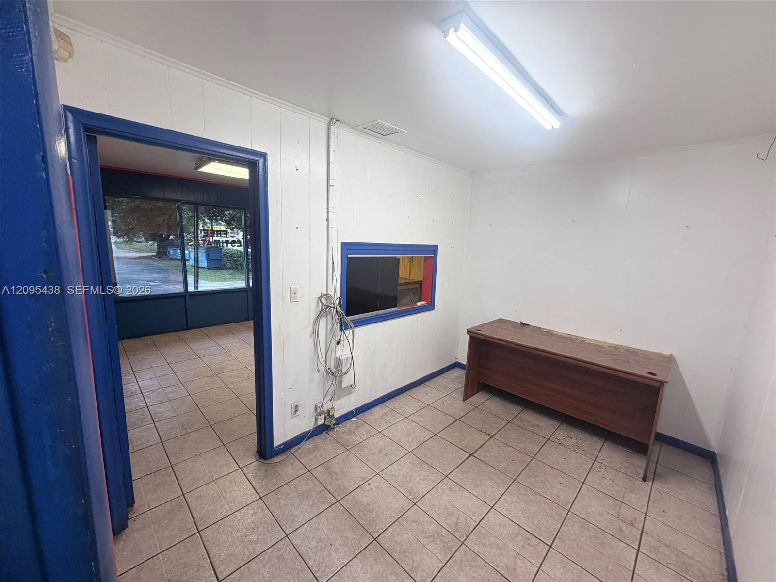 A12095438 Property Photo 10