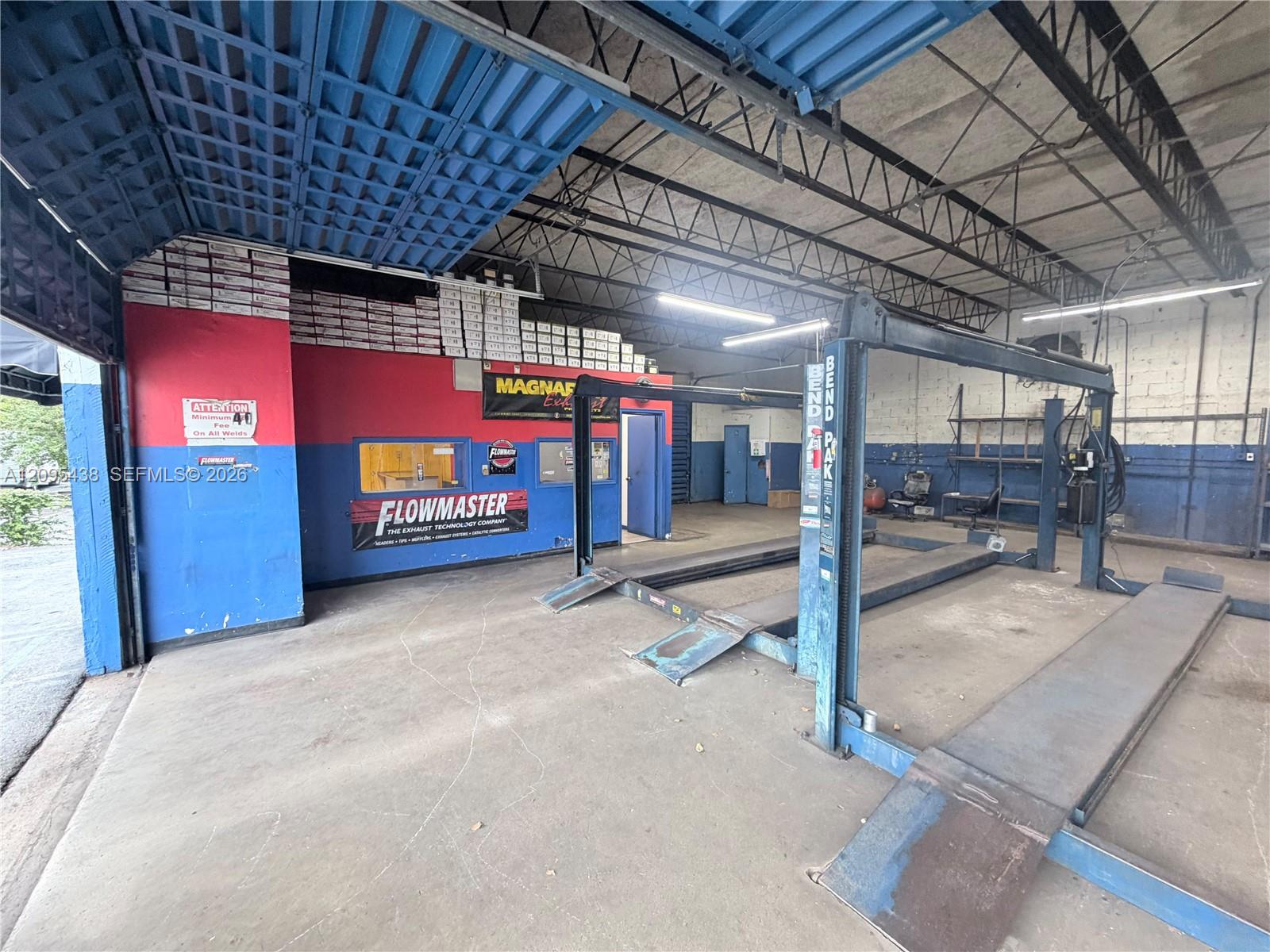 A12095438 Property Photo 12