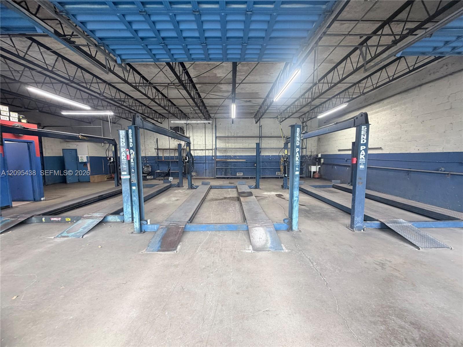 A12095438 Property Photo 13