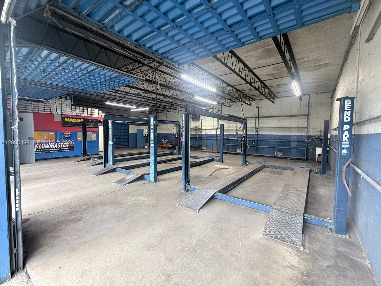 A12095438 Property Photo 19