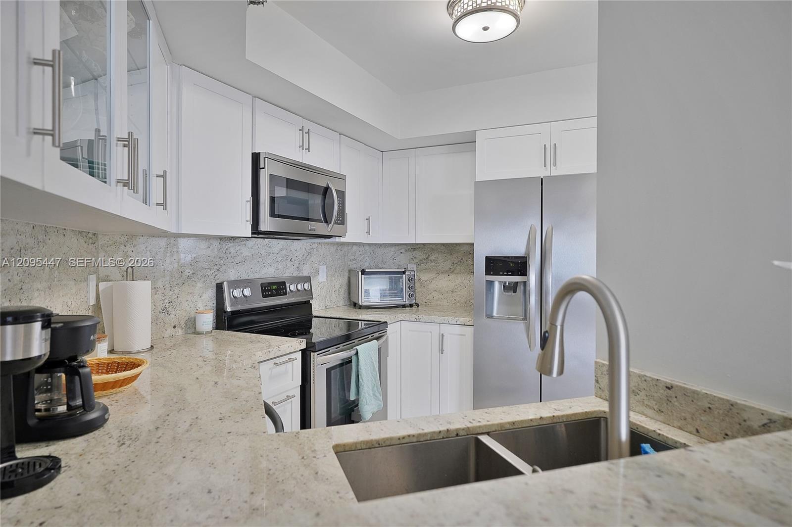 A12095447 Property Photo 7