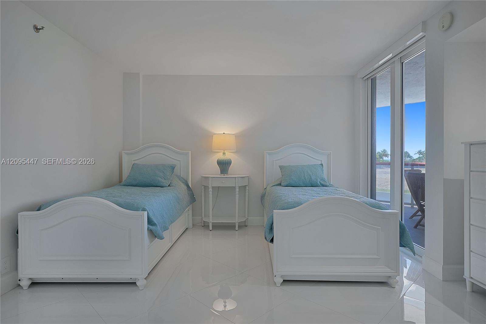 A12095447 Property Photo 11