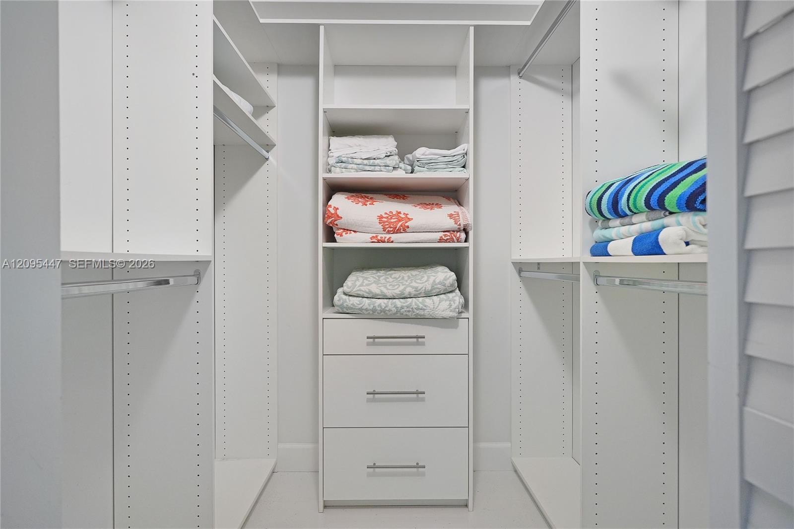 A12095447 Property Photo 22